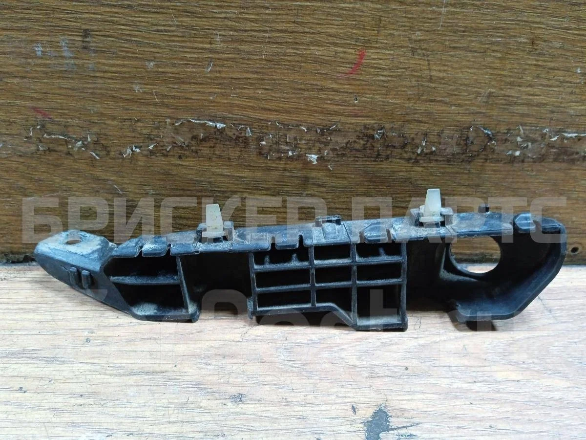 Кронштейн бампера Киа Сид 2  JD