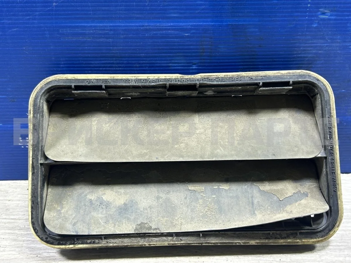 Клапан заднего крыла Хендай Соната V  NF