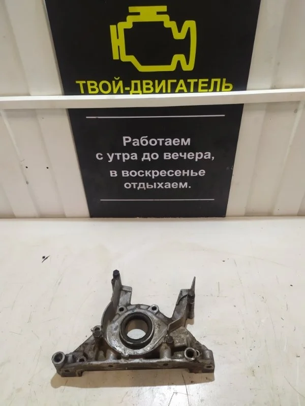 Крышка переднего сальника Volkswagen Passat