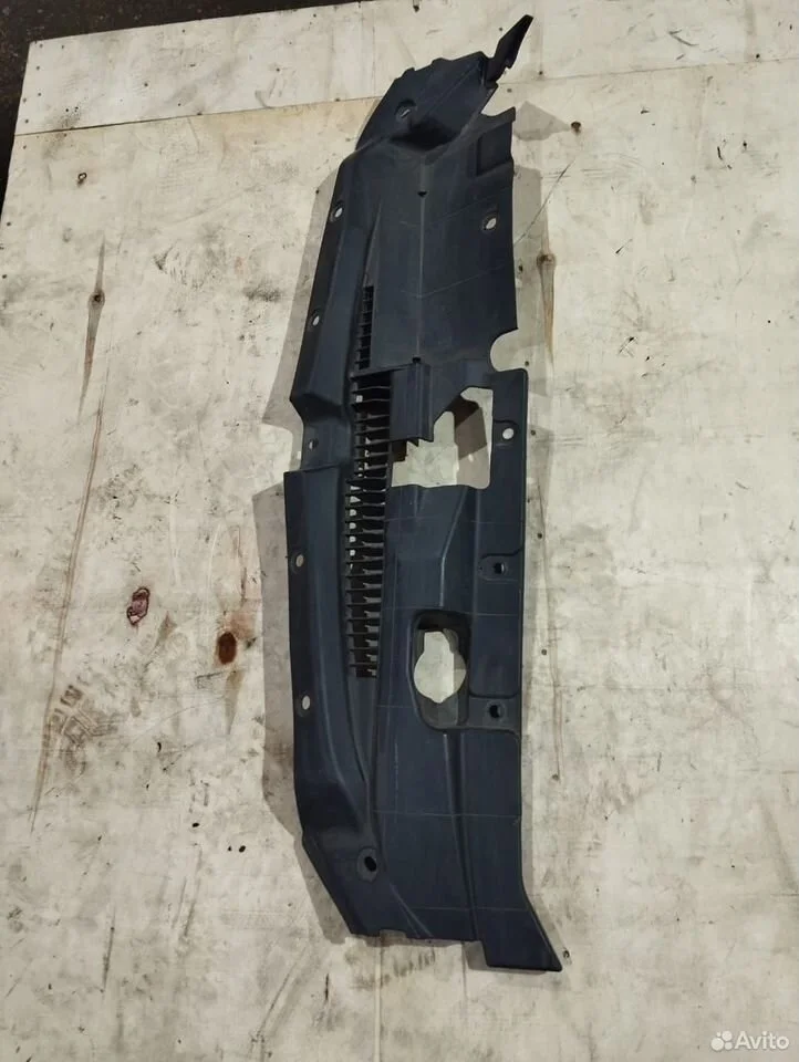 Накладка передней панели субару трибека