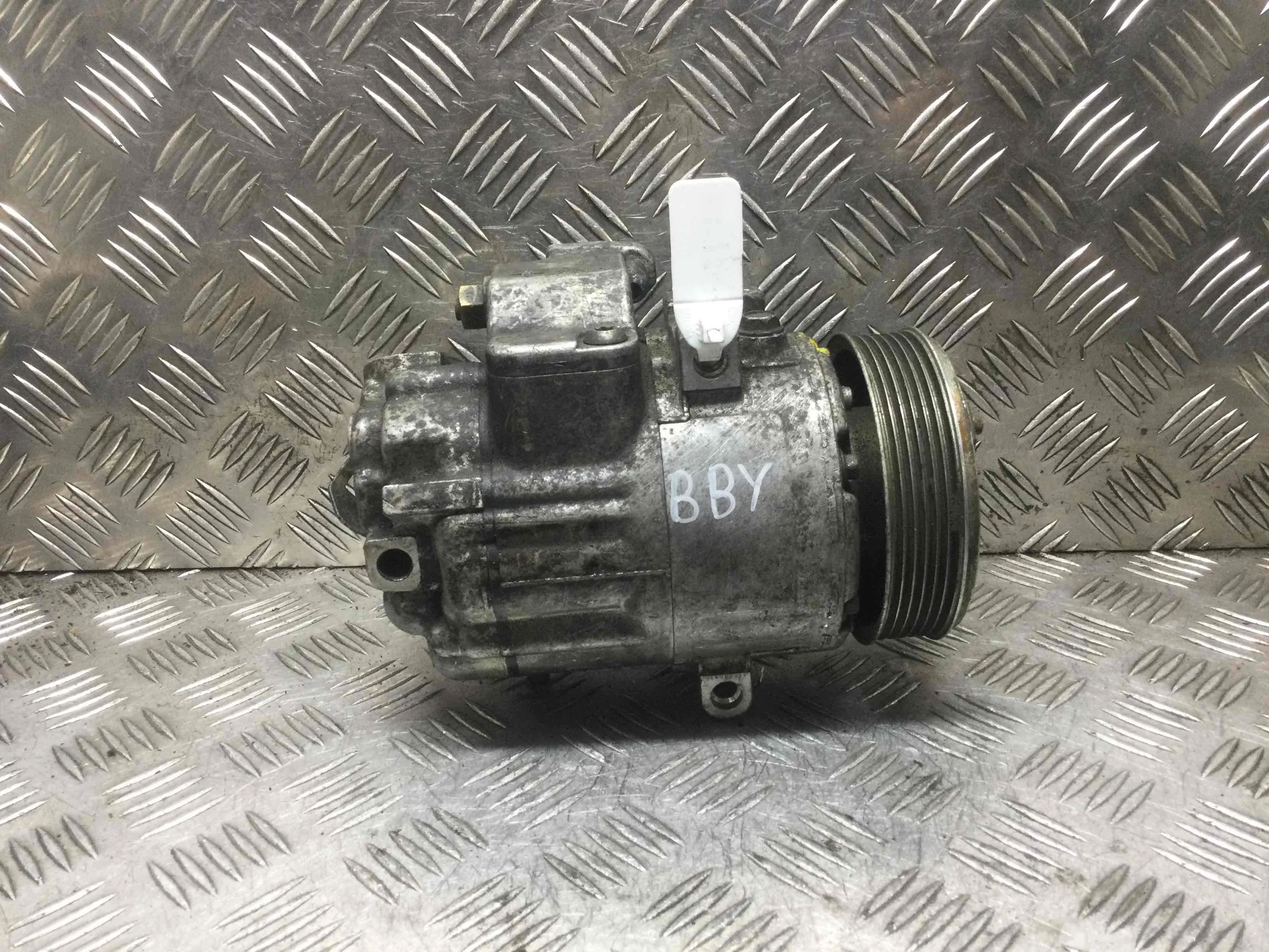 Компрессор кондиционера SEAT Ibiza 3 поколение (2001-2006) бензин 1.4 i Механика Х/б