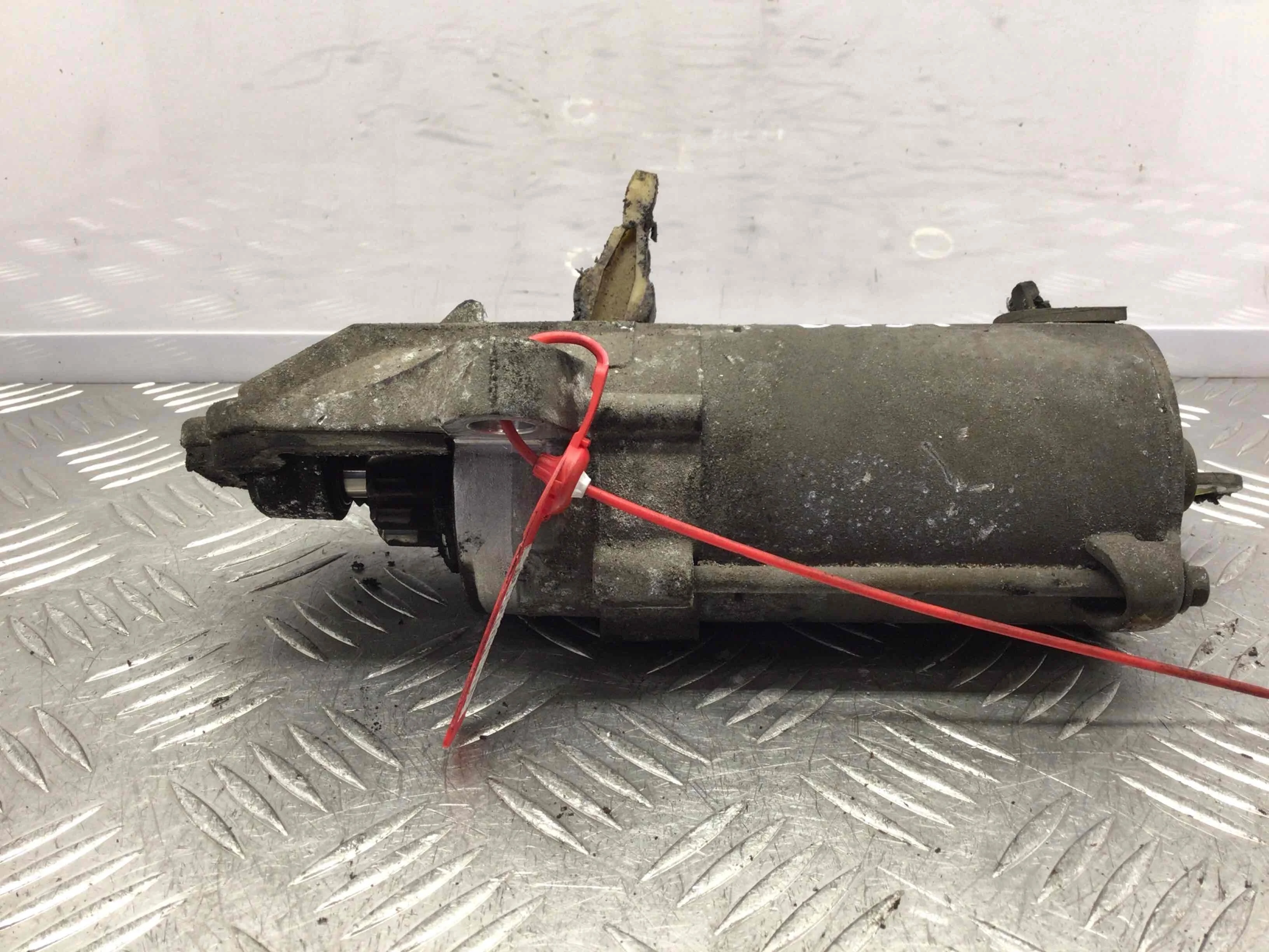 Стартер Ford Mondeo 3 поколение [рестайлинг] (2003-2007) бензин 2.0 i Механика Седан