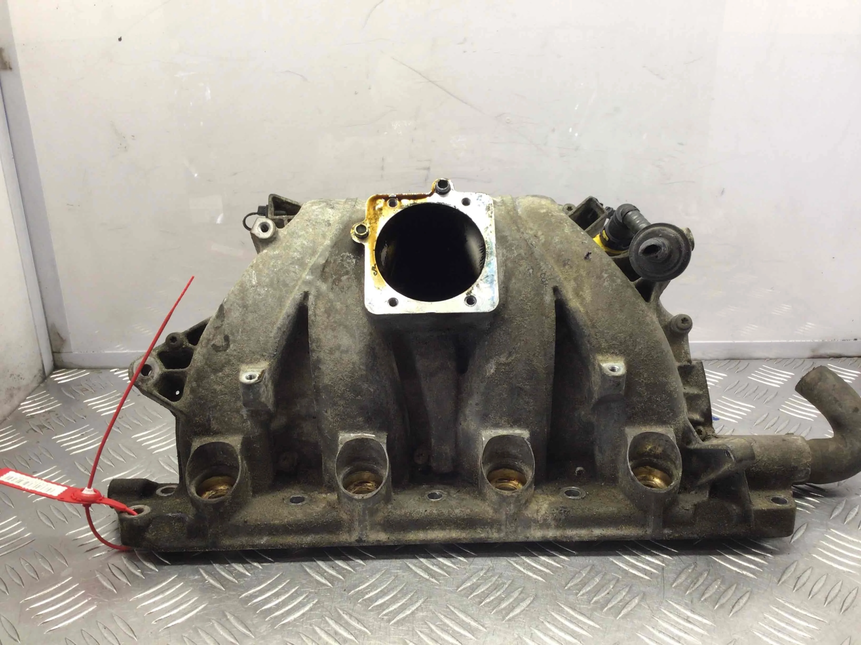 Коллектор впускной Opel Astra Astra G 1998 - 2004 бензин 1.8 i Механика Седан