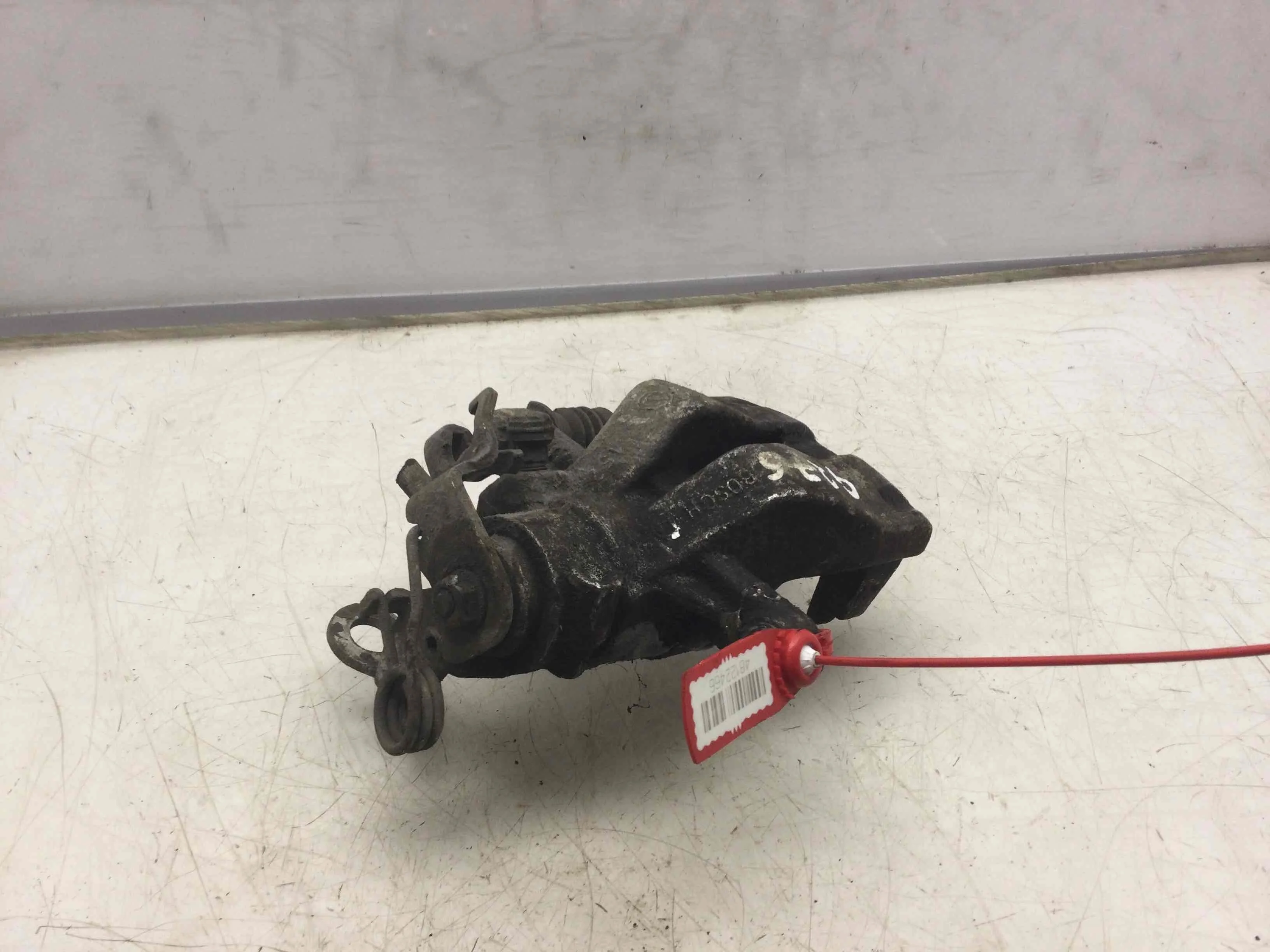 Суппорт задний правый Audi A4 B5 (1994-1999) дизель 2.5 TDI Автомат Седан