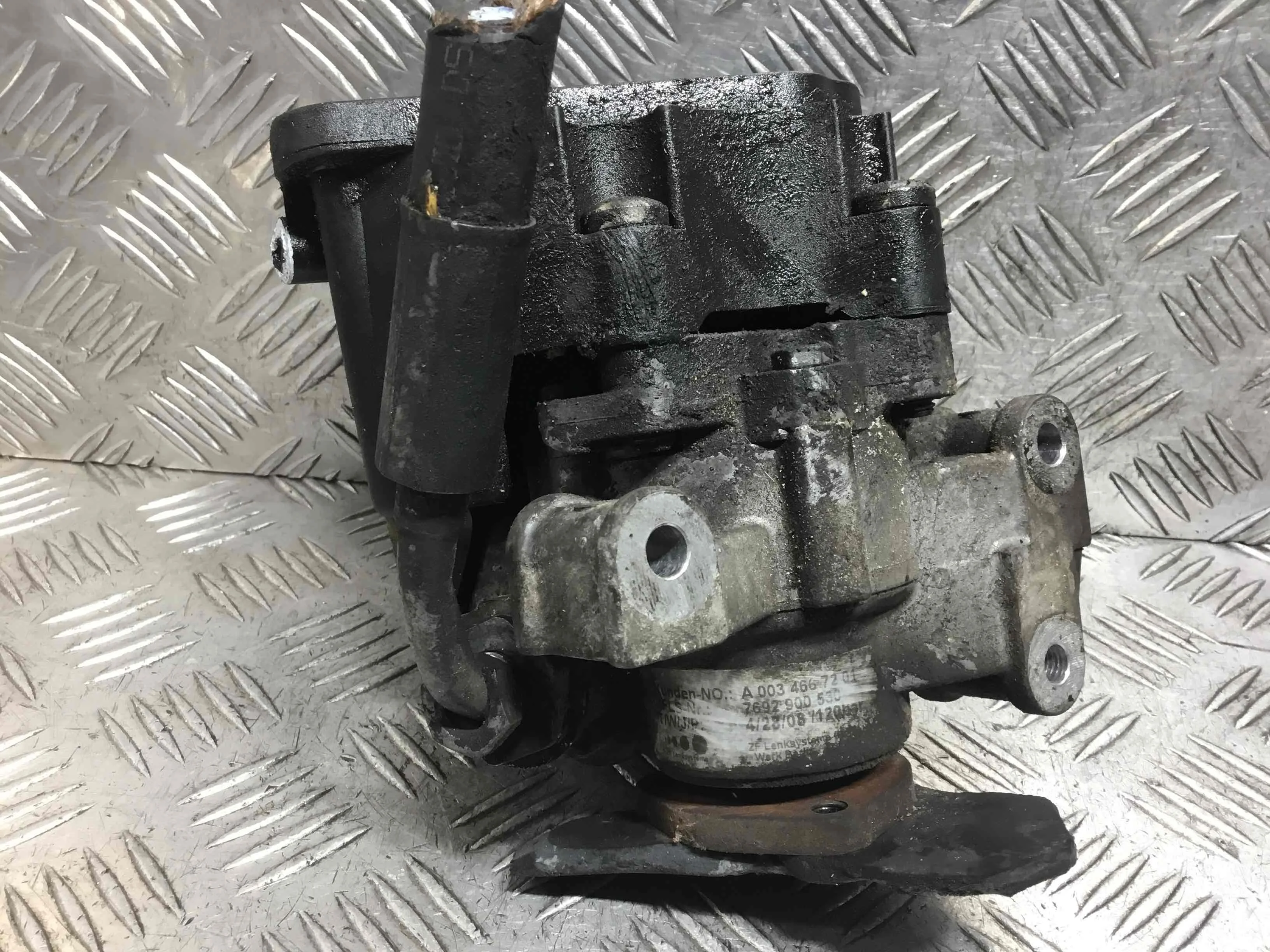 Насос гидроусилителя руля Mercedes Sprinter Sprinter II (w906) 2006 - 2017 дизель 2.2 CDI Механика Микроавтобус