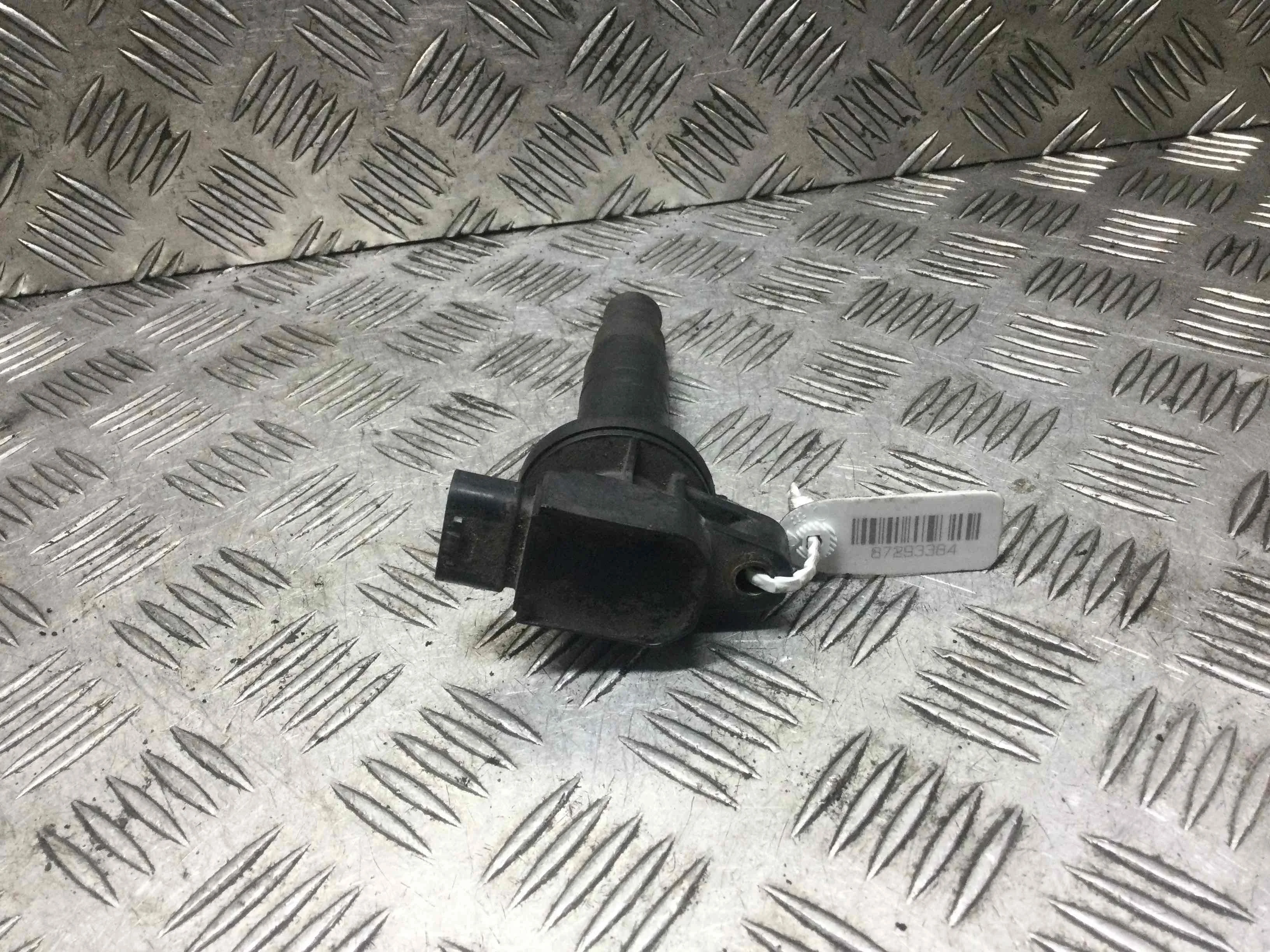 Катушка зажигания Toyota Yaris P1 (1999-2003) бензин 1.0 i Механика Х/б