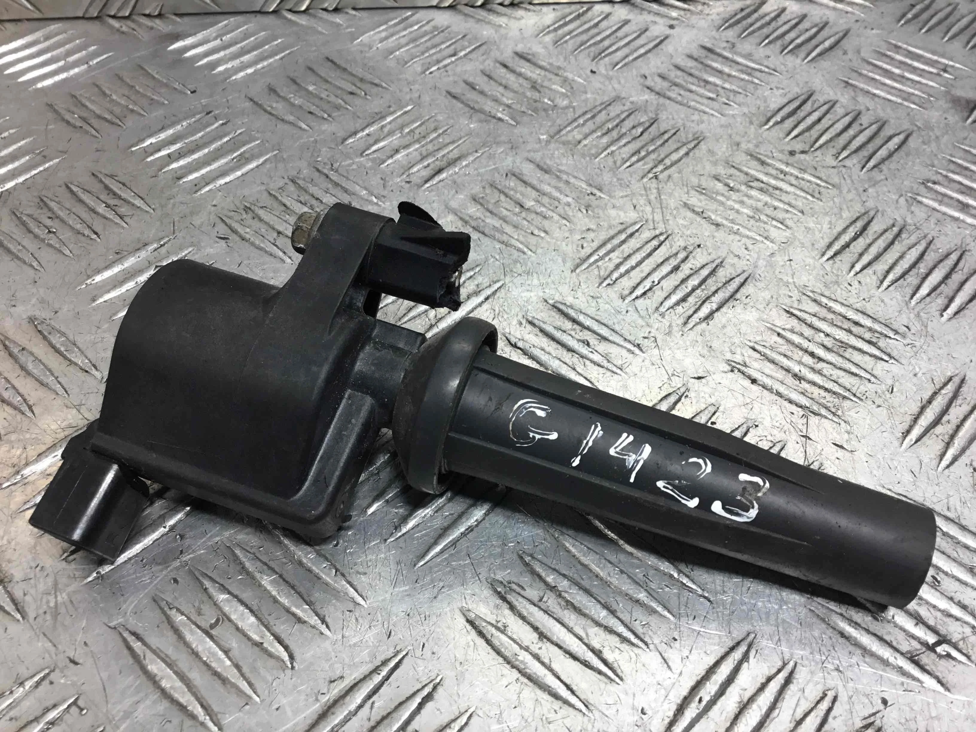 Катушка зажигания Ford C-MAX 1 поколение [рестайлинг] (2007-2010) бензин 1.8 i Механика Минивэн