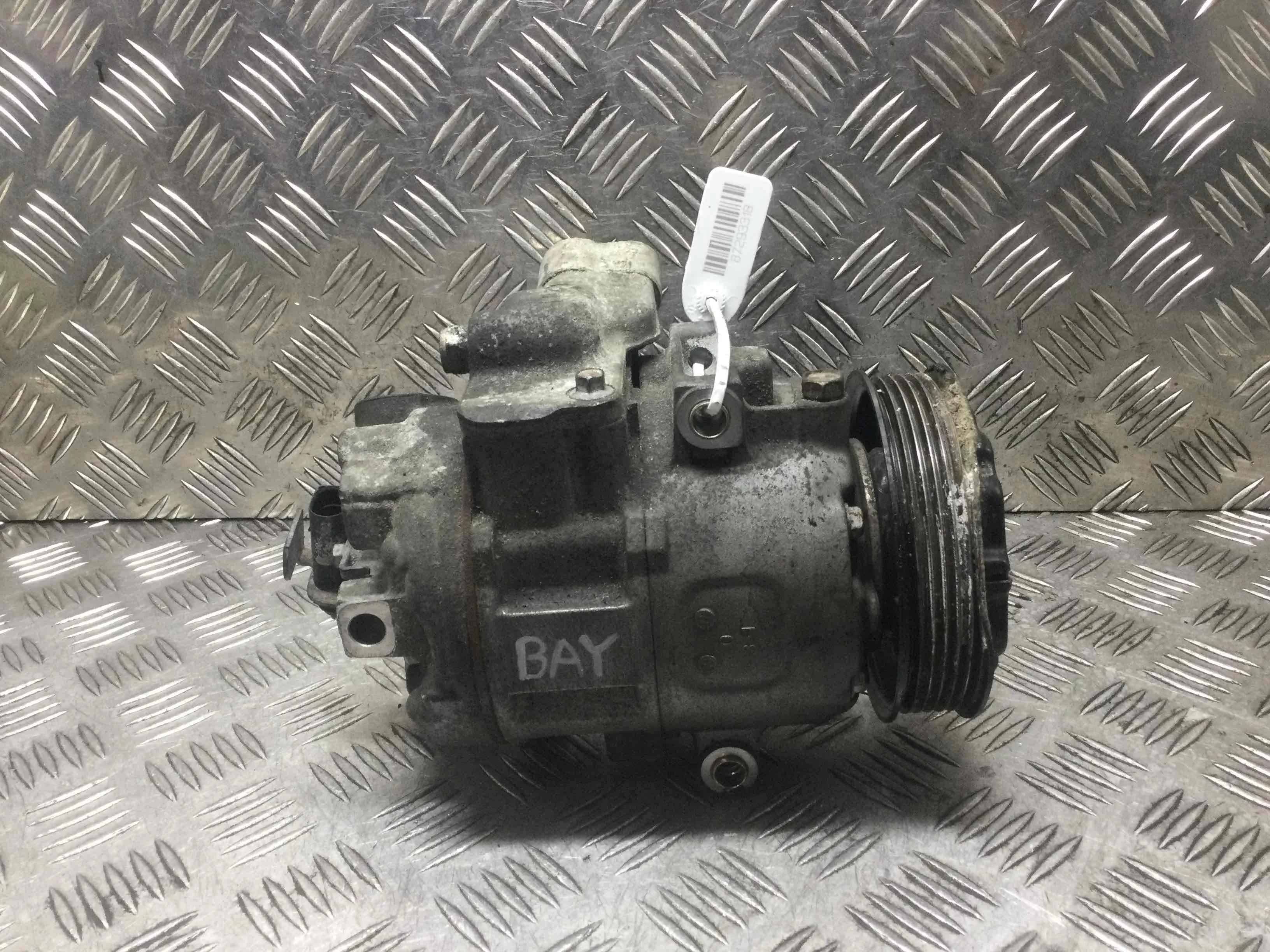 Компрессор кондиционера Volkswagen Polo 4 поколение (2001-2005) дизель 1.4 TDI Механика Х/б