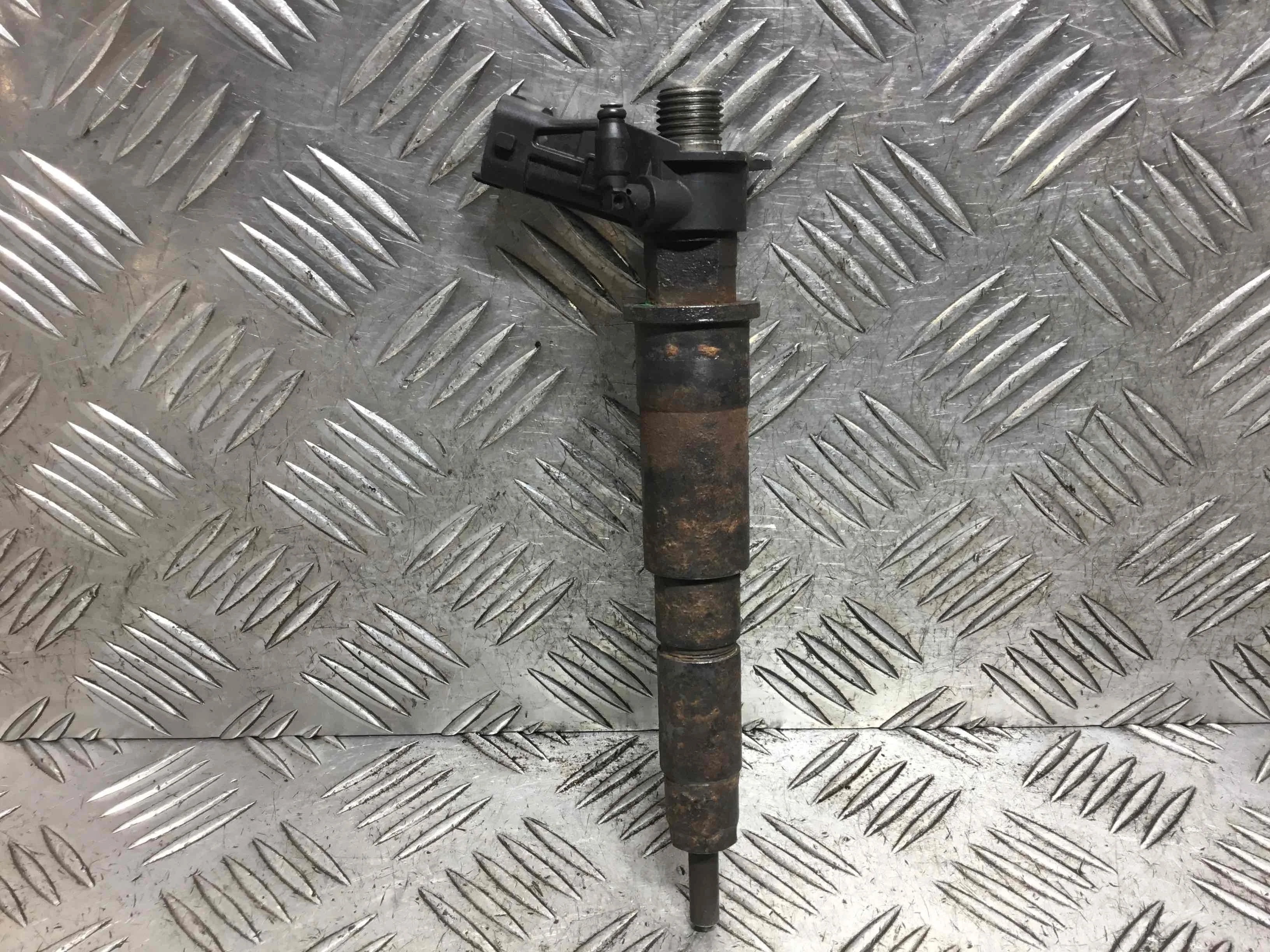 Форсунка Opel Vivaro A (2001-2014) дизель 2.0 CDTi Механика Фургон