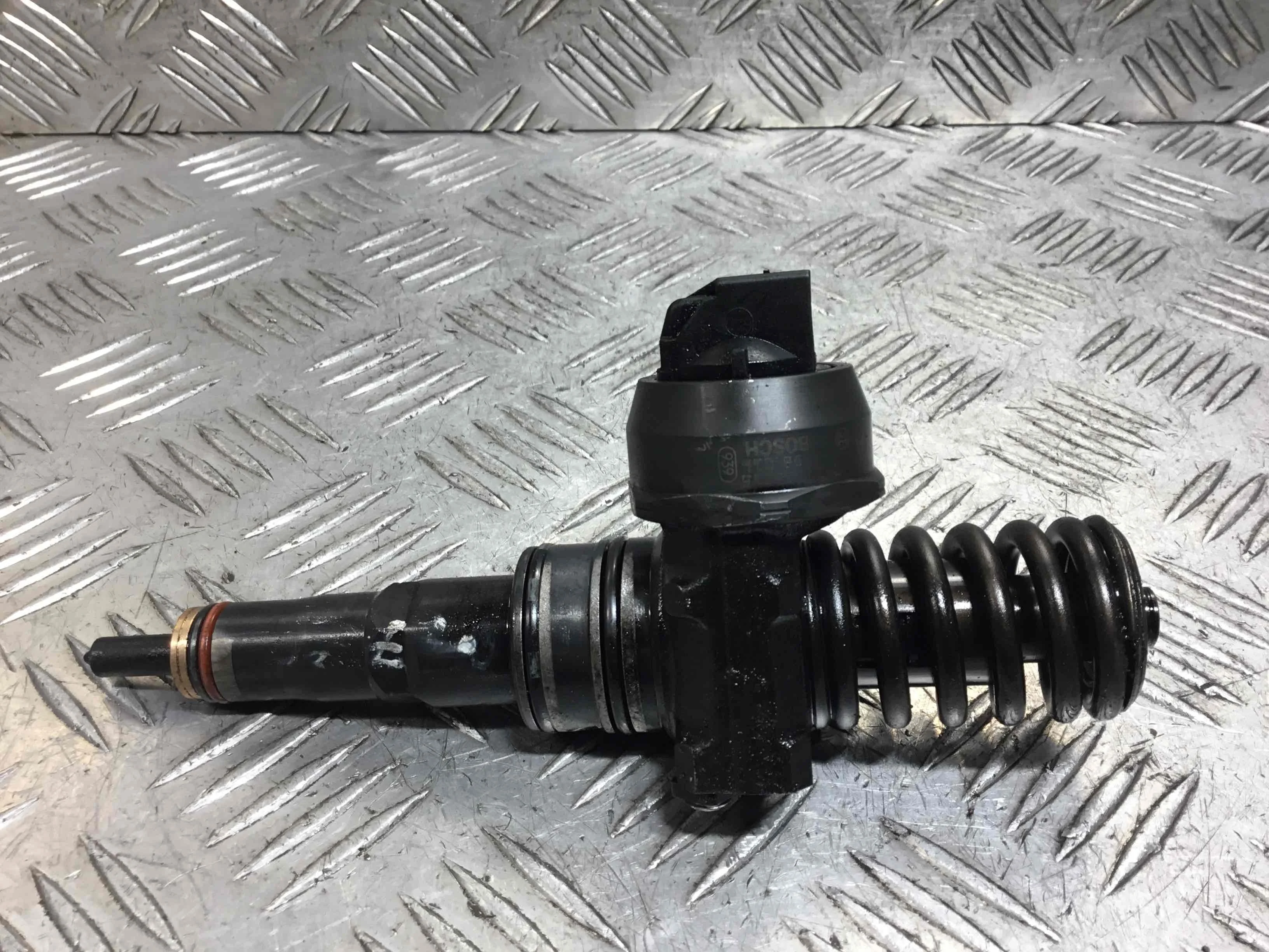 Форсунка Volkswagen Golf 4 поколение (1997-2004) дизель 1.9 TDI Механика Универсал