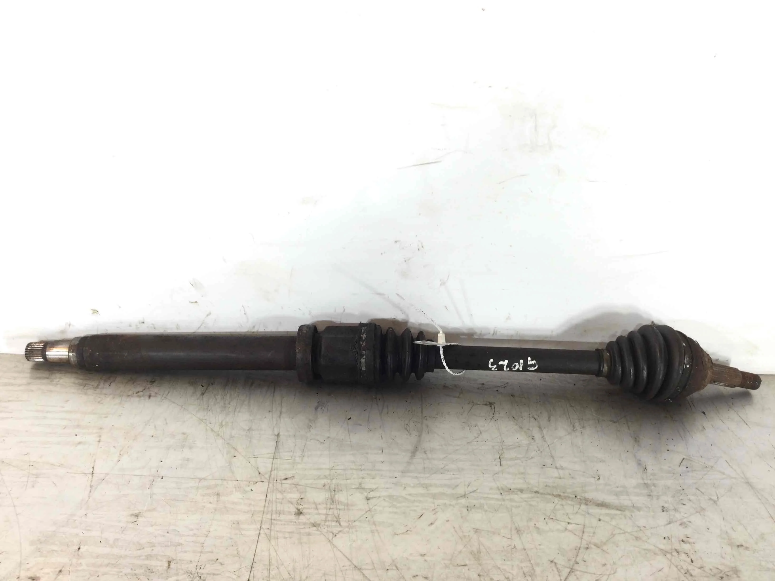 Полуось передняя правая (приводной вал, ШРУС) Ford Focus 1 поколение (1998-2001) бензин 1.6 i Механика Универсал