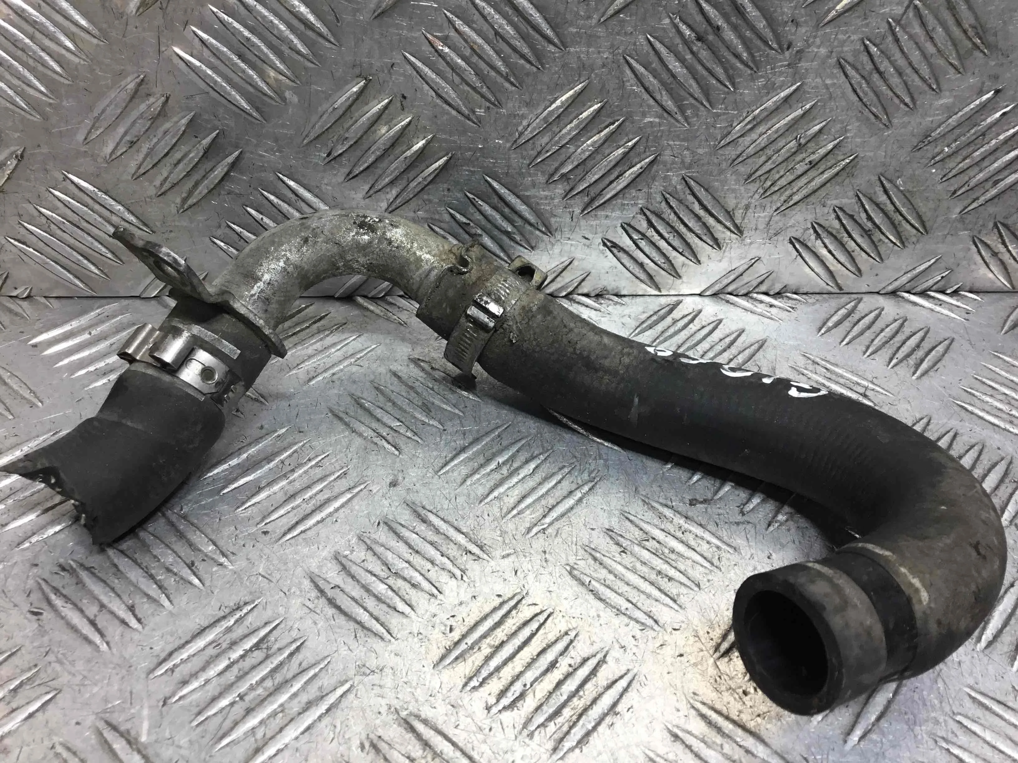 Трубка охлаждающей жидкости металлическая Fiat Punto 2 поколение [рестайлинг] (2003-2010) дизель 1.3 JTD Механика Х/б