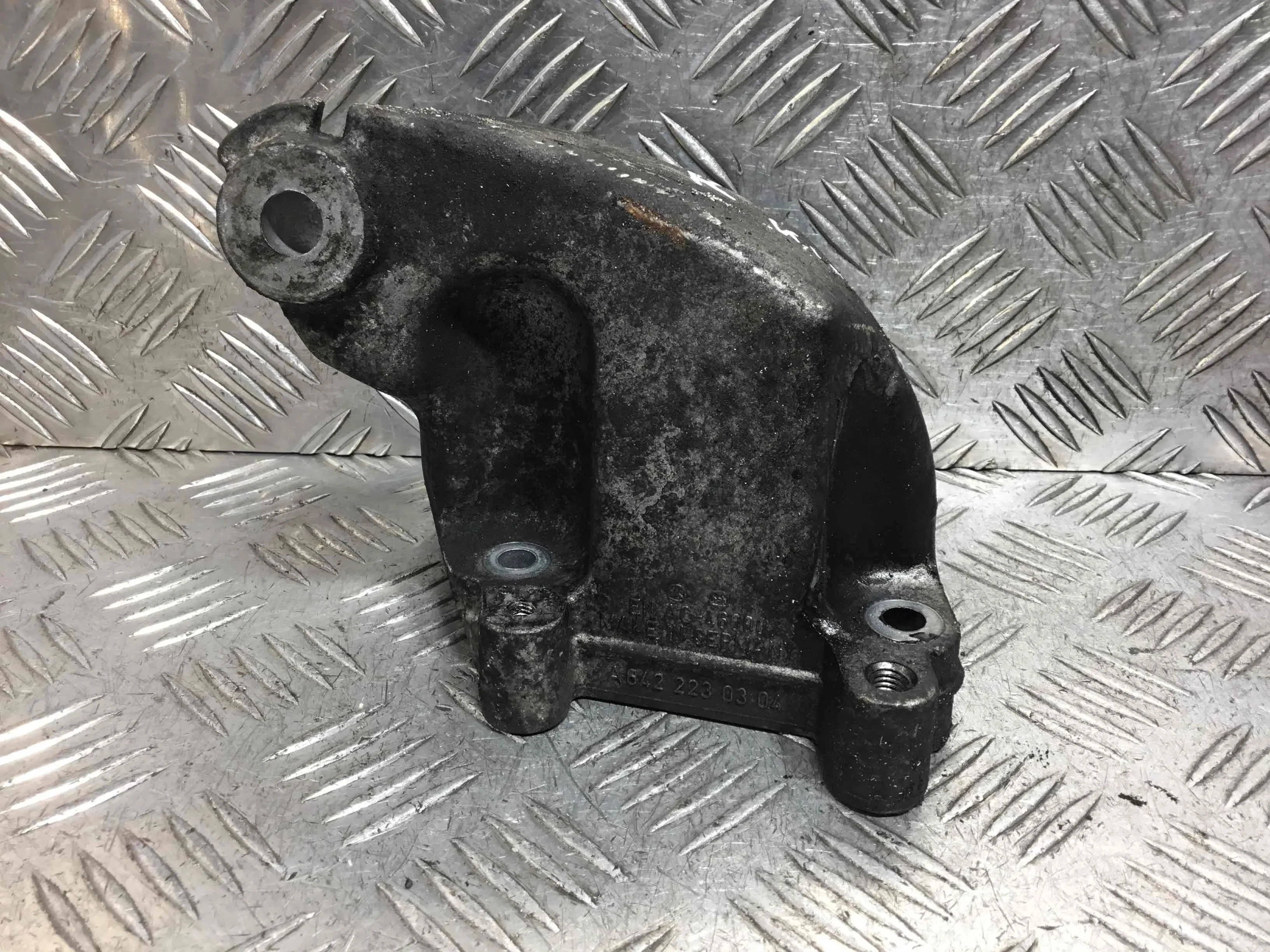 Кронштейн двигателя Mercedes ML W164 (2005-2008) дизель 3.0 CDI Автомат Универсал