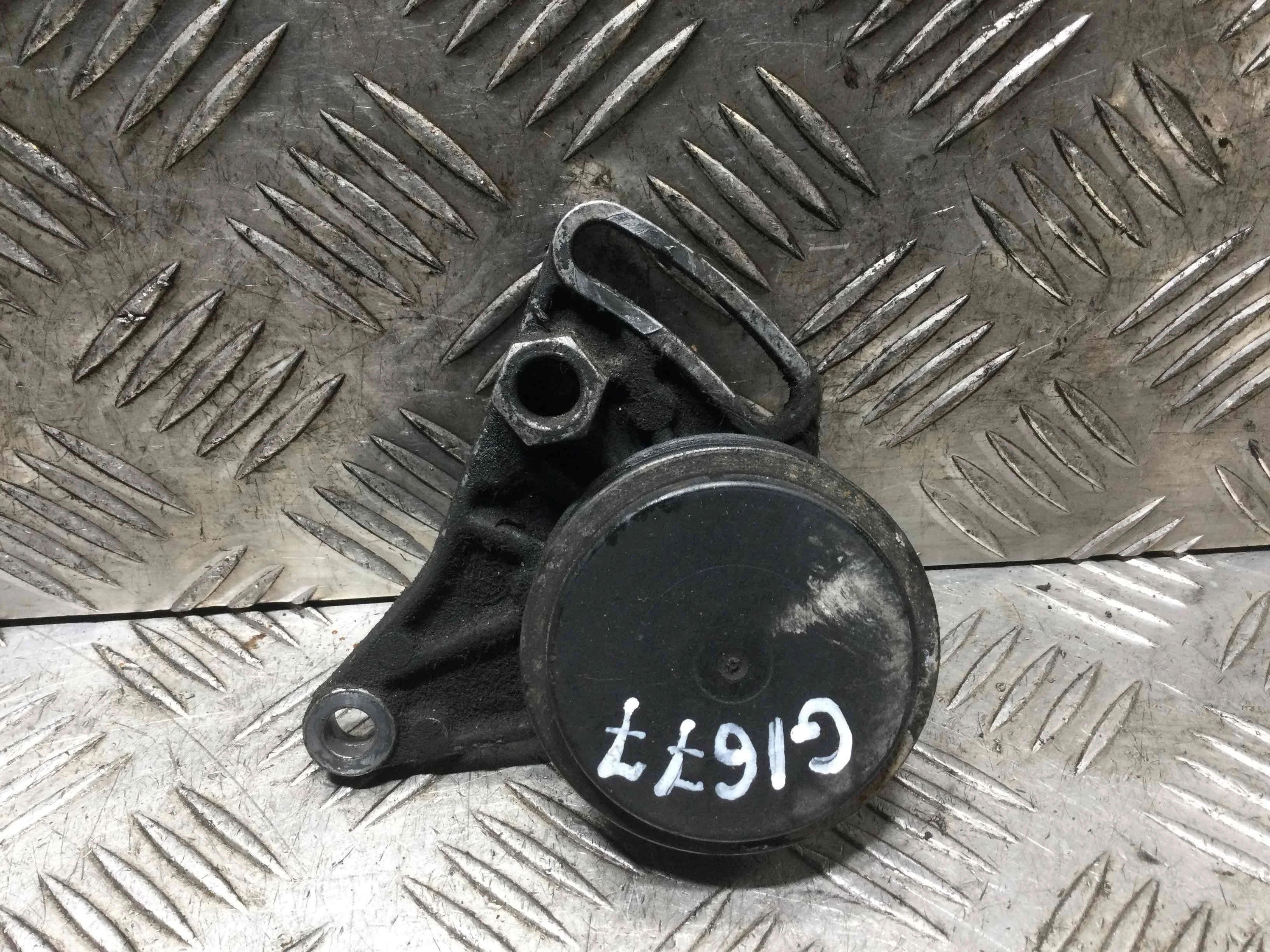 Натяжитель ремня генератора Audi A4 B5 (1994-1999) бензин 1.6 i Механика Седан