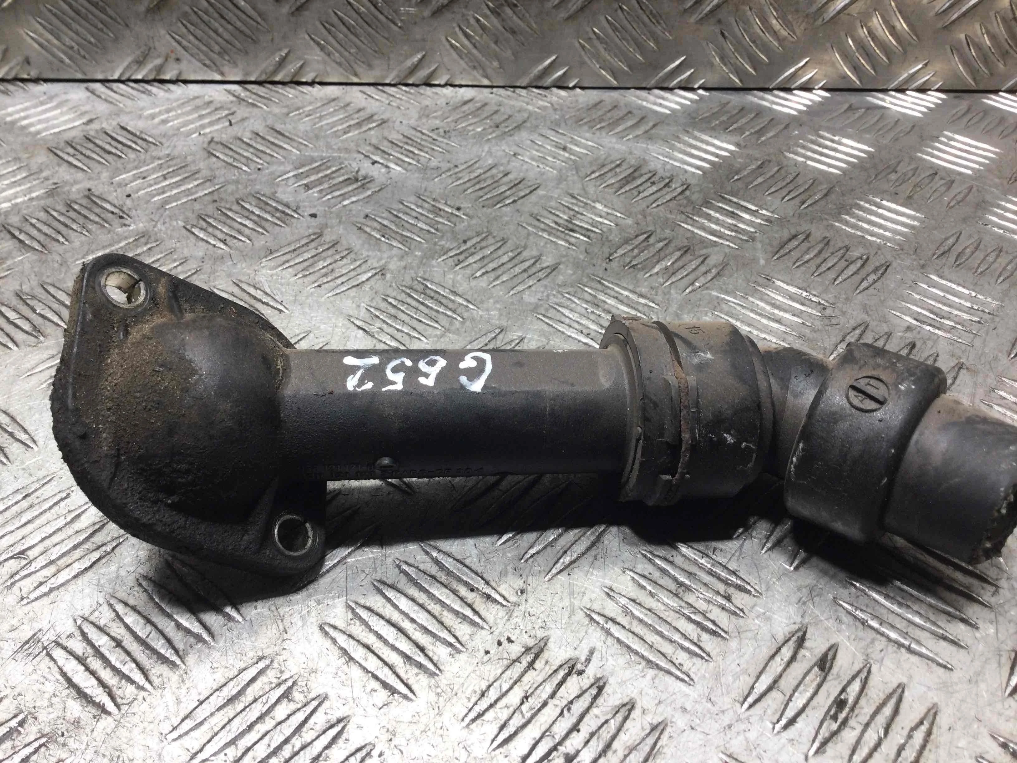 Фланец (тройник) системы охлаждения Audi A4 B5 (1994-1999) дизель 1.9 TDI Механика Х/б