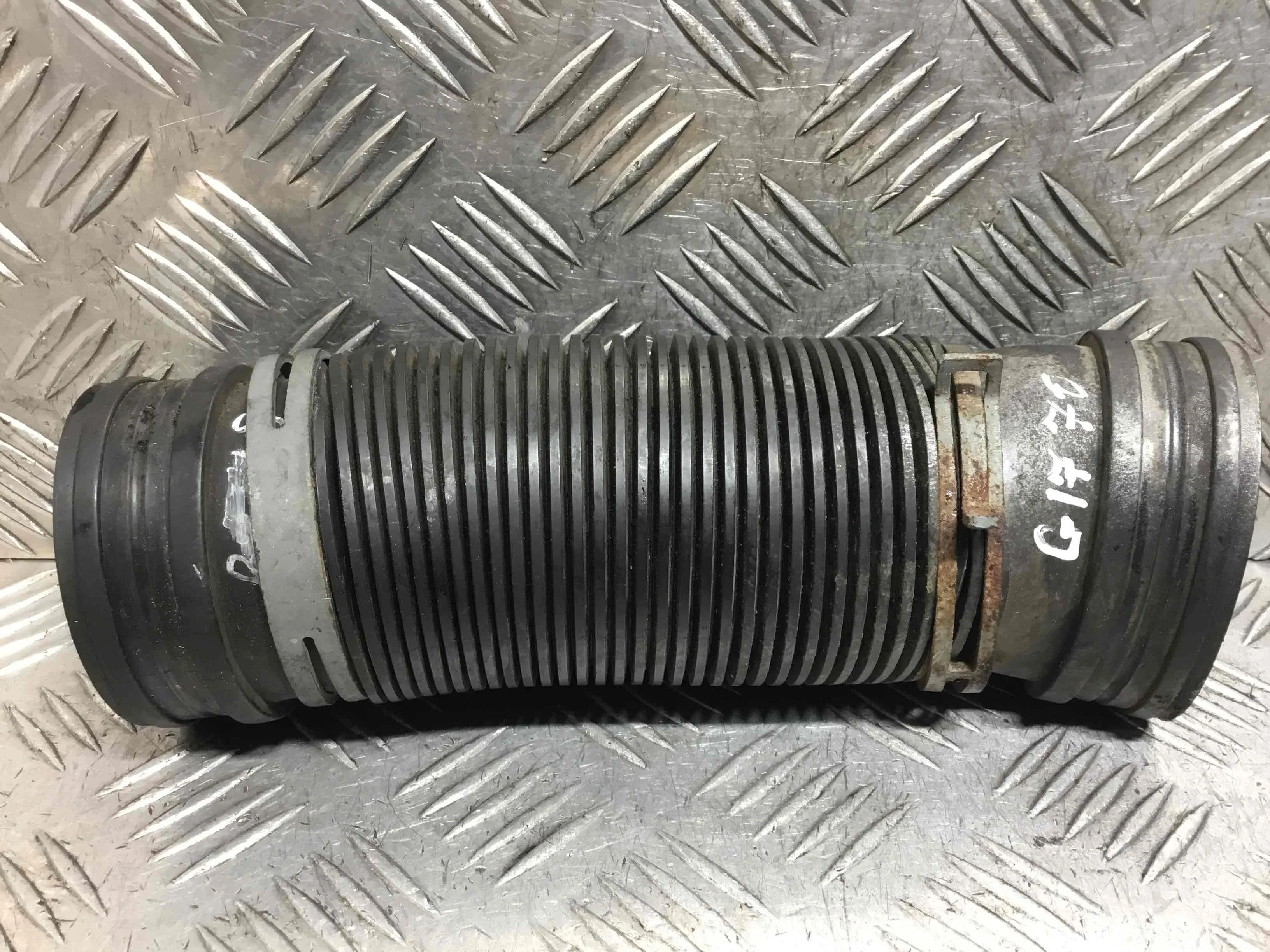 Патрубок воздушного фильтра Volkswagen Golf 4 поколение (1997-2004) дизель 1.9 TDI Механика Универсал