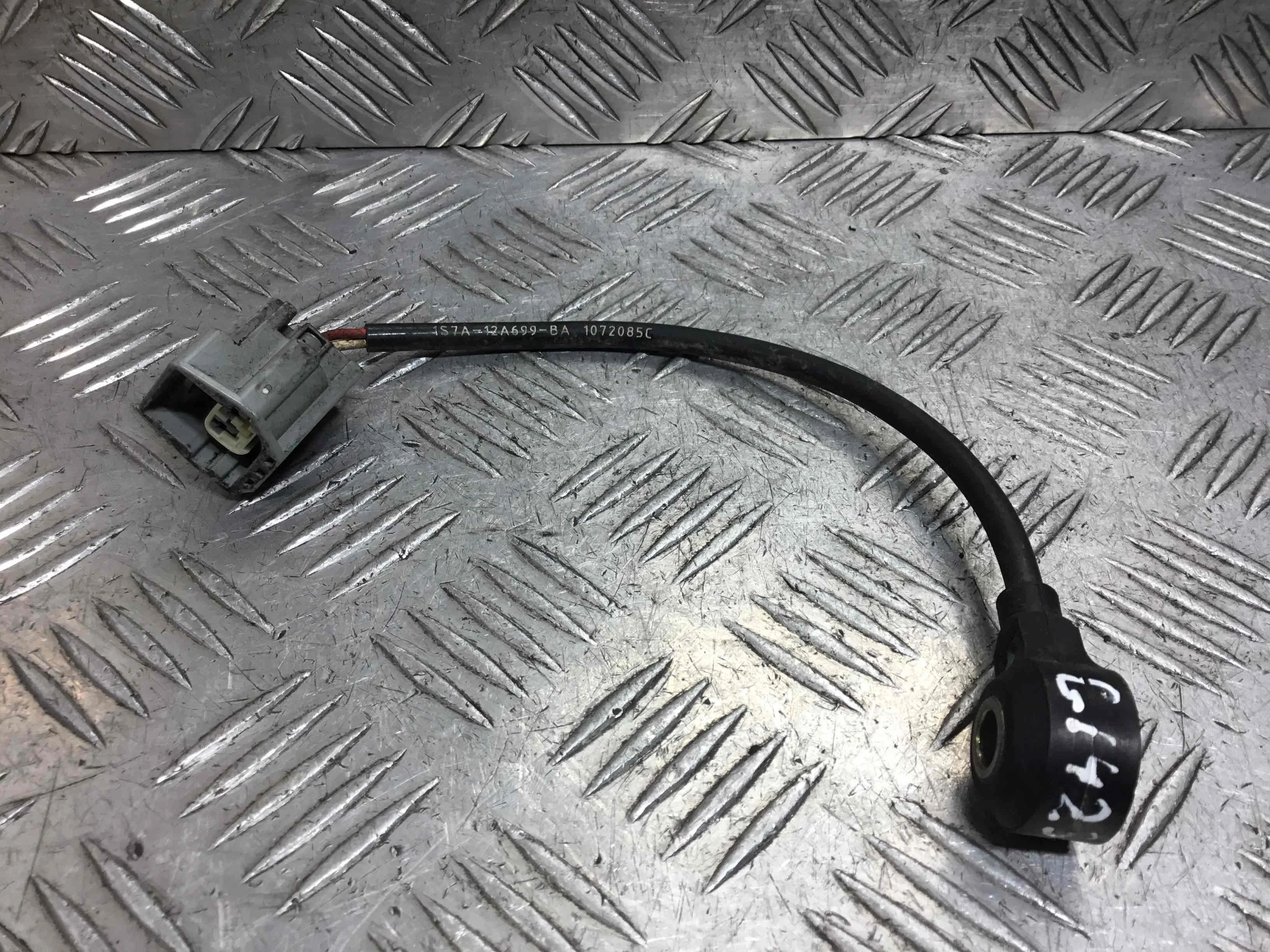 Датчик детонации Ford C-MAX 1 поколение [рестайлинг] (2007-2010) бензин 1.8 i Механика Минивэн