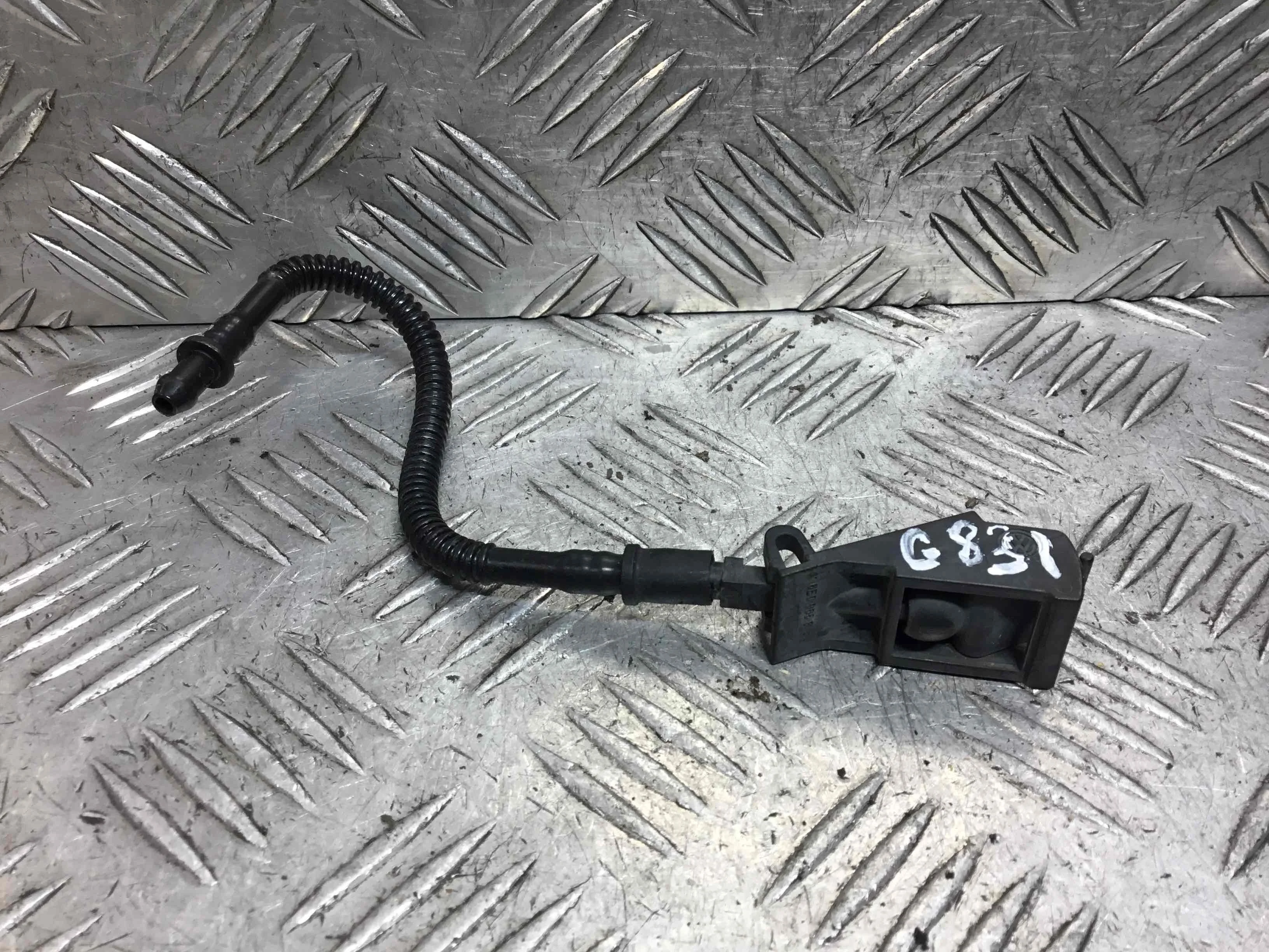 Форсунка омывателя Volkswagen Golf 4 поколение (1997-2004) бензин 1.4 i Механика Х/б