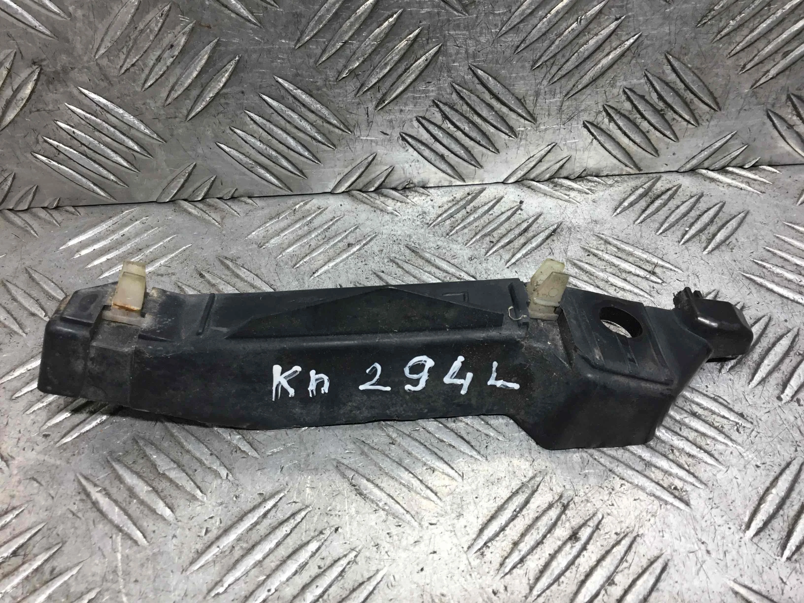 Кронштейн бампера переднего Hyundai Santa Fe 1 поколение (2000-2004) дизель 2.2 CRDi Автомат Внедорожник