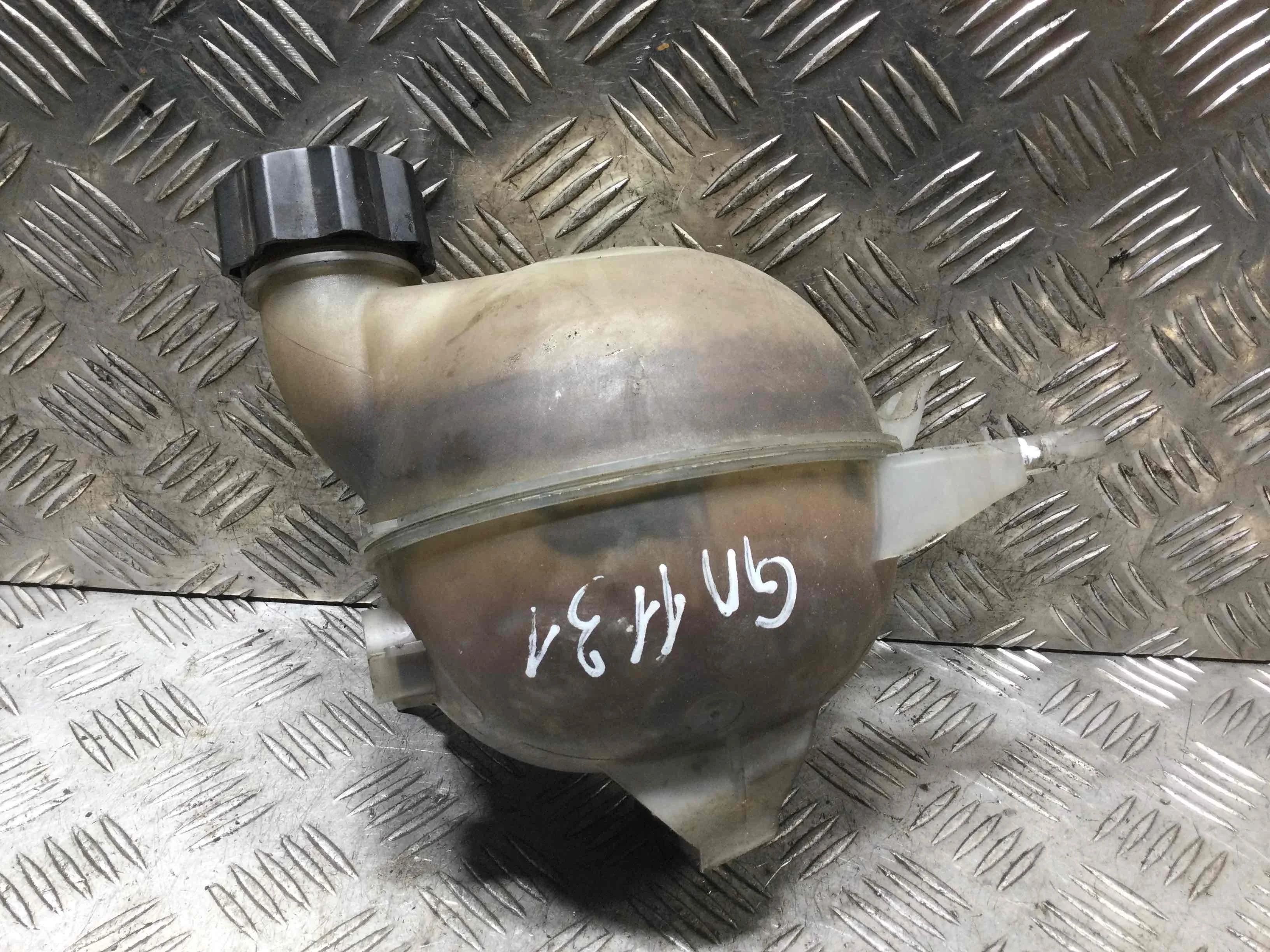 Бачок расширительный Citroen C2 1 поколение (2003-2008) бензин 1.4 i Механика Х/б