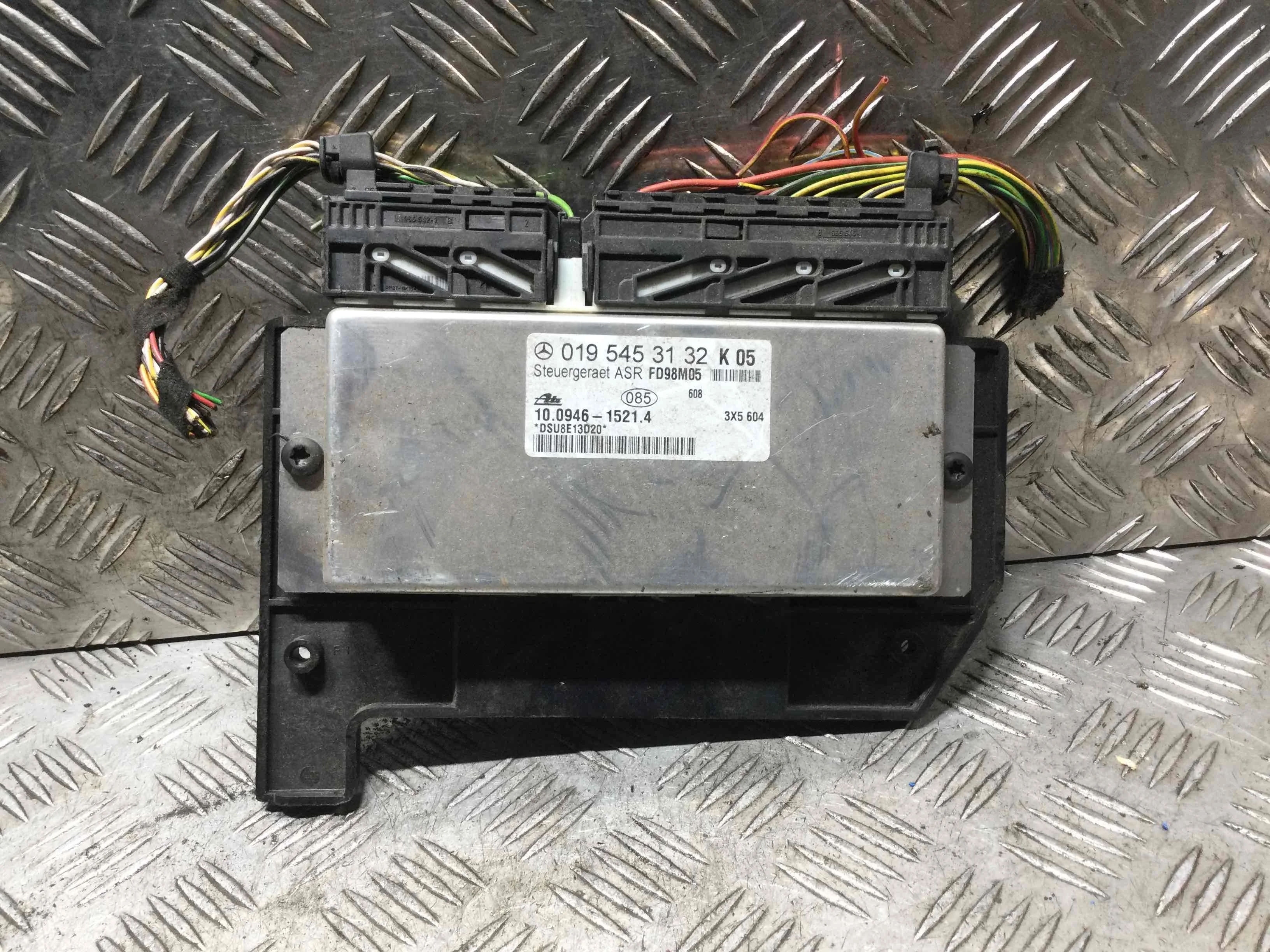 Блок управления ABS Mercedes CLK W208/A208 (1997-2000) бензин 2.3 i Механика Купе