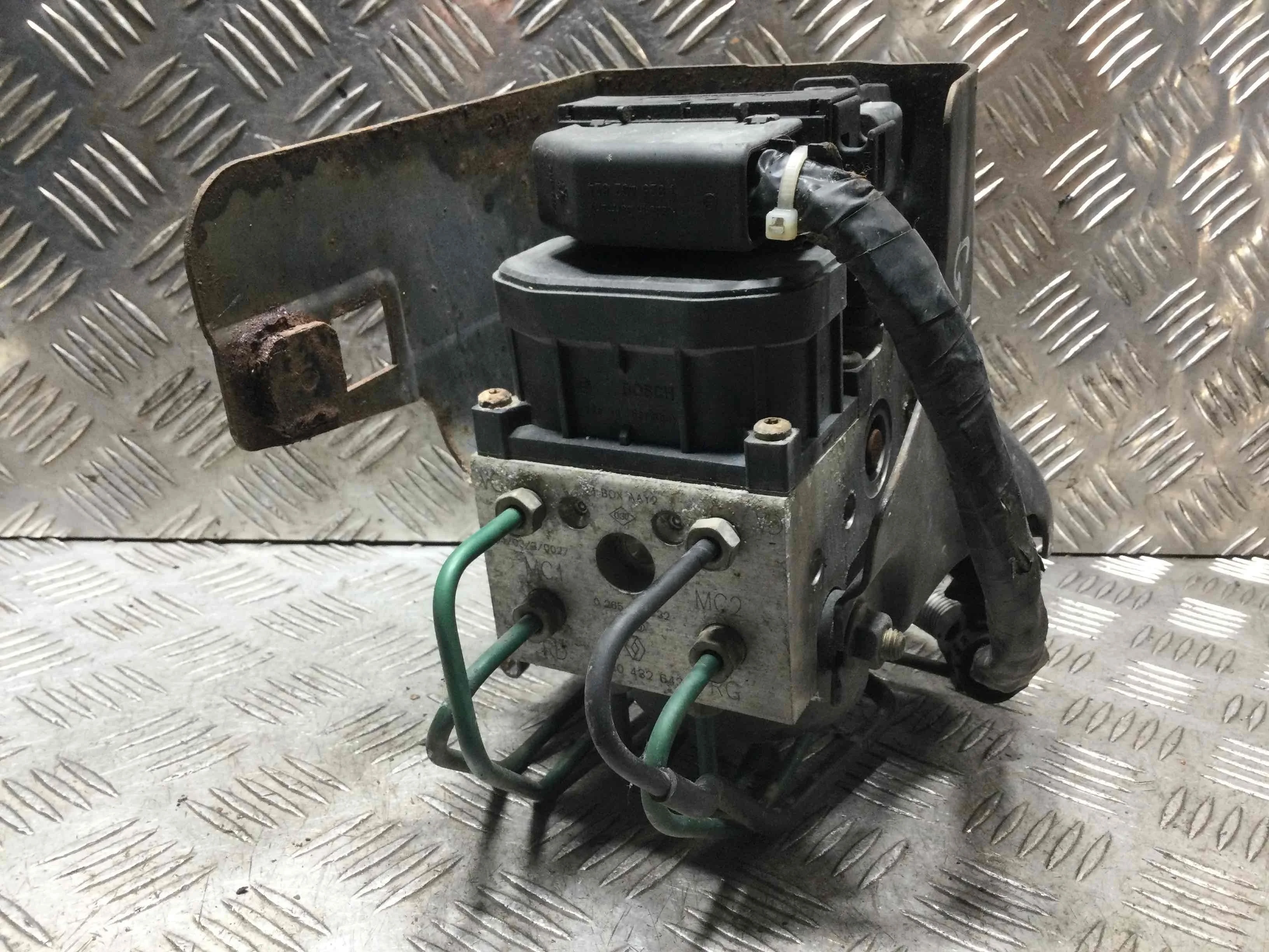 Блок ABS Renault Scenic 1 поколение [рестайлинг] (1999-2003) бензин 1.6 i Механика Минивэн