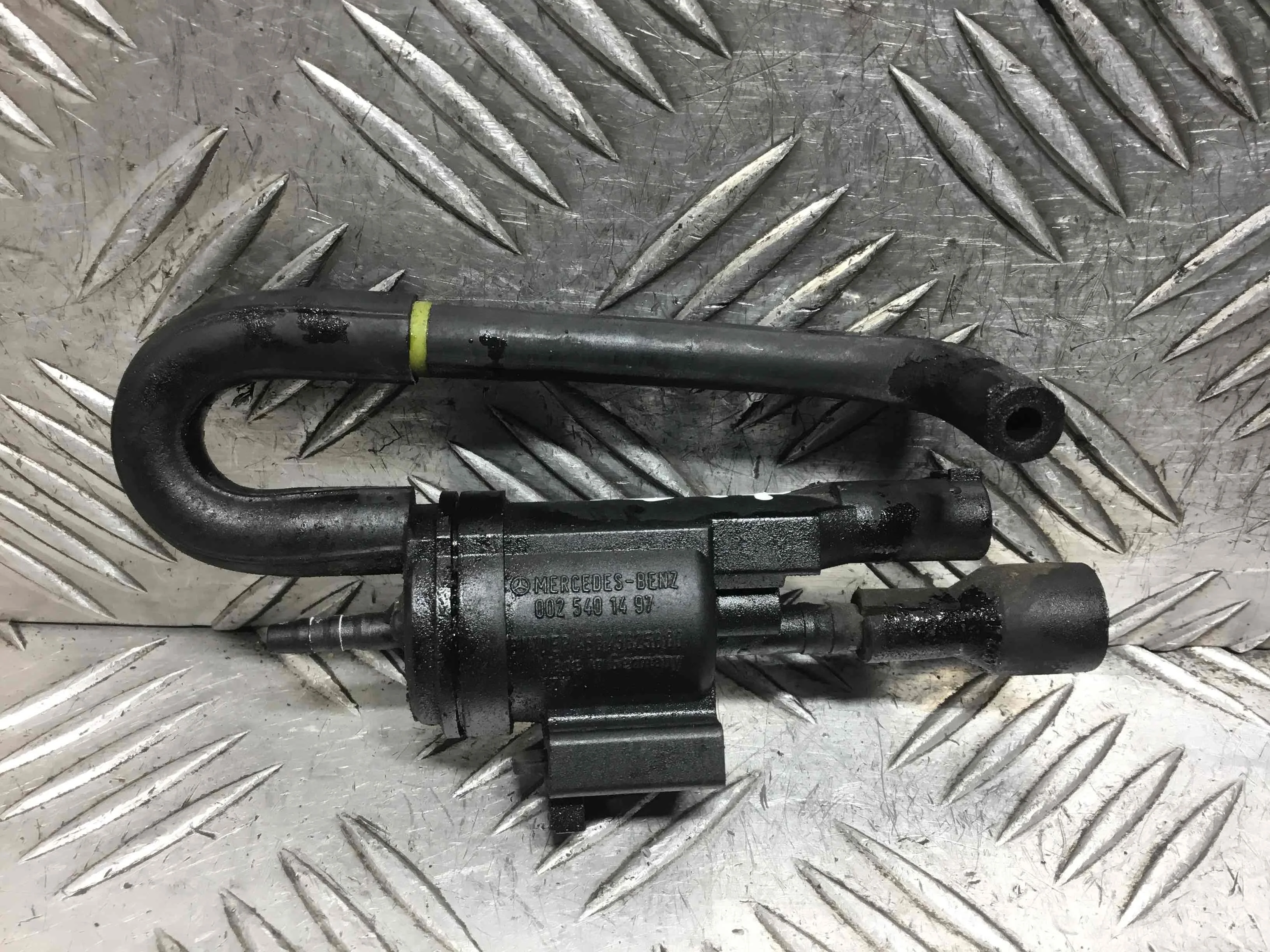 Клапан электромагнитный Mercedes Vaneo W414 2001-2005 бензин 1.9 i Механика Минивэн