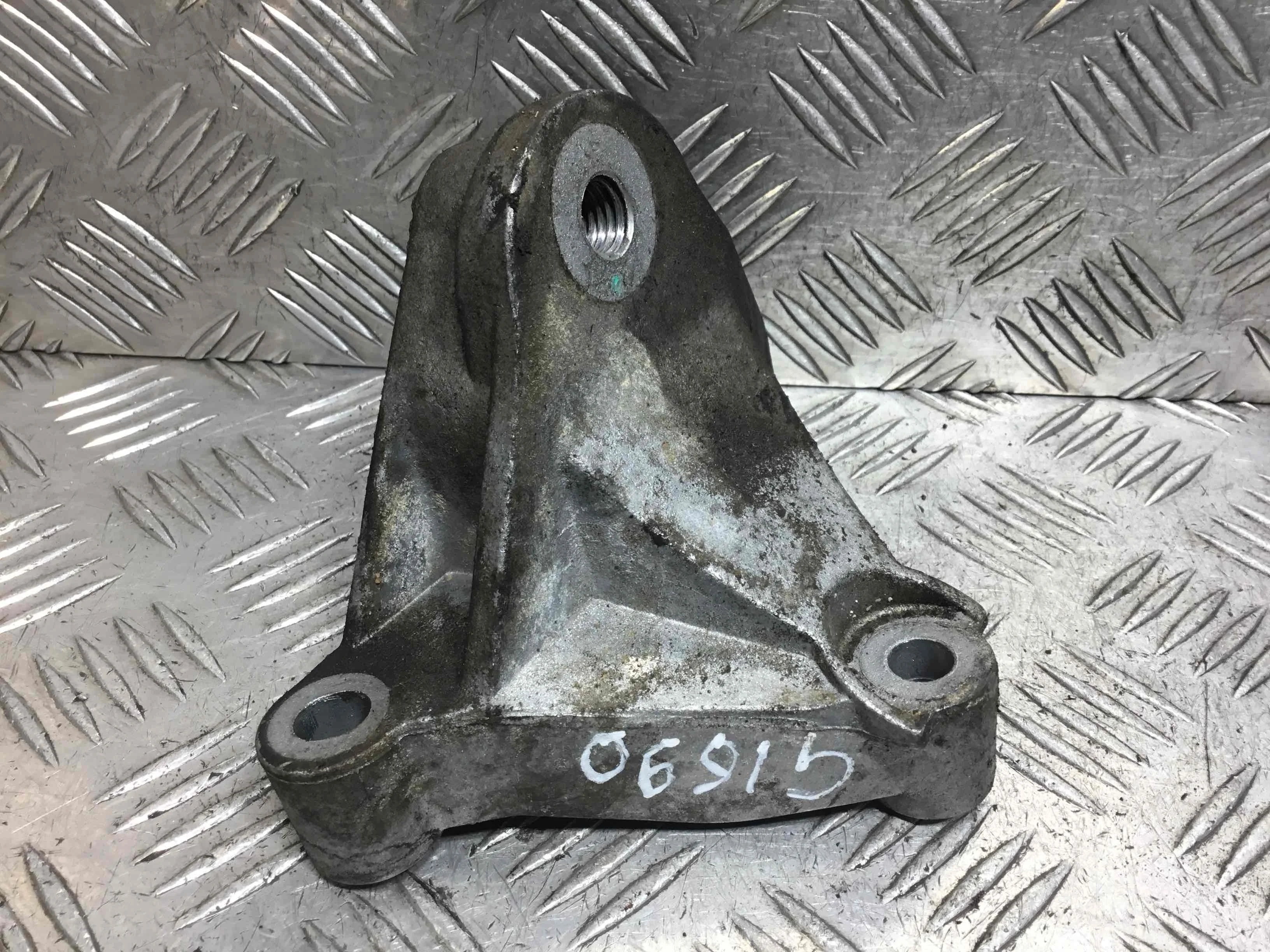 Кронштейн двигателя Renault Scenic 1 поколение [рестайлинг] (1999-2003) бензин 2.0 i Автомат Минивэн