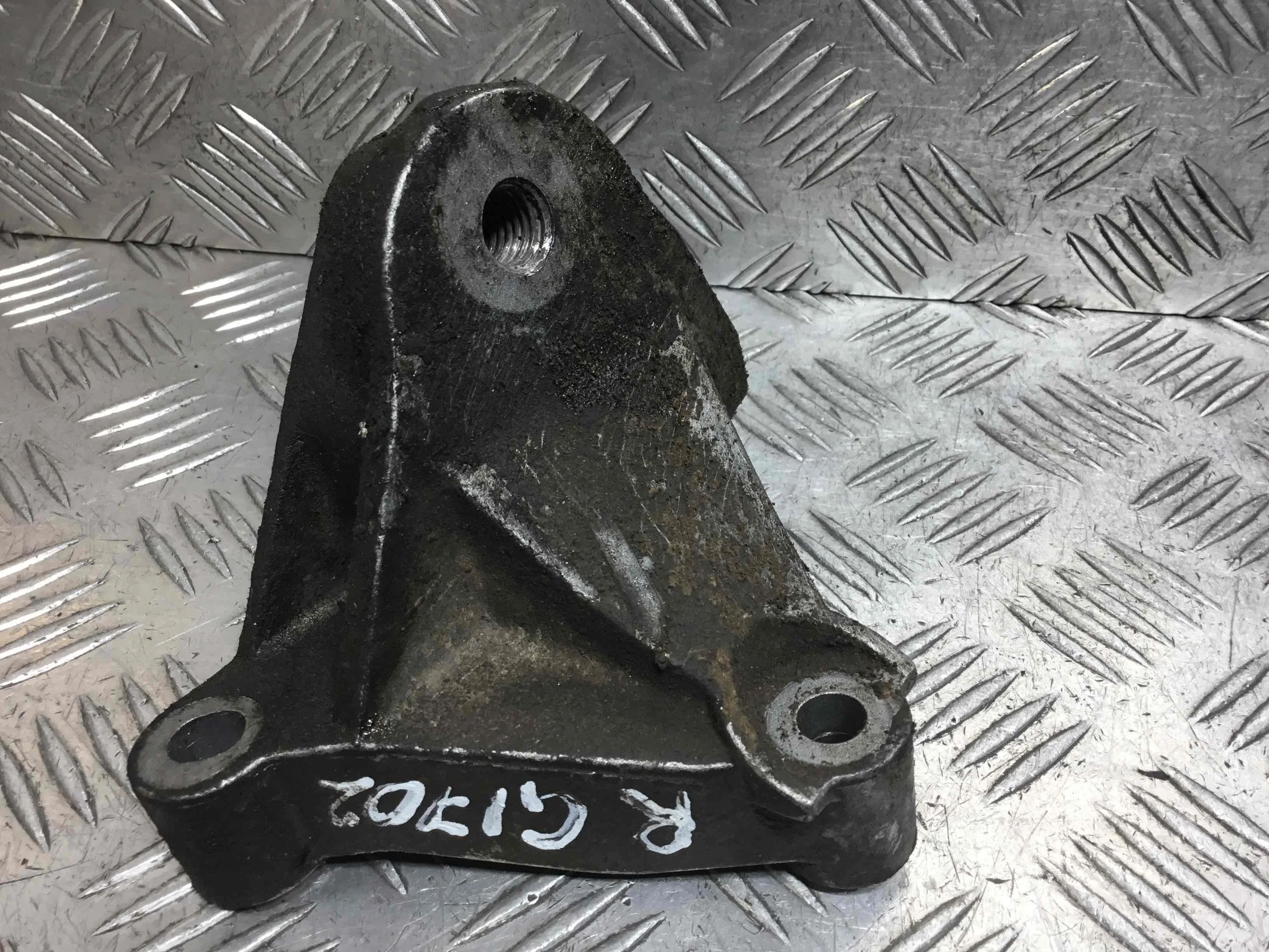 Кронштейн двигателя Renault Scenic 2 поколение (2003-2006) бензин 2.0 i Механика Х/б