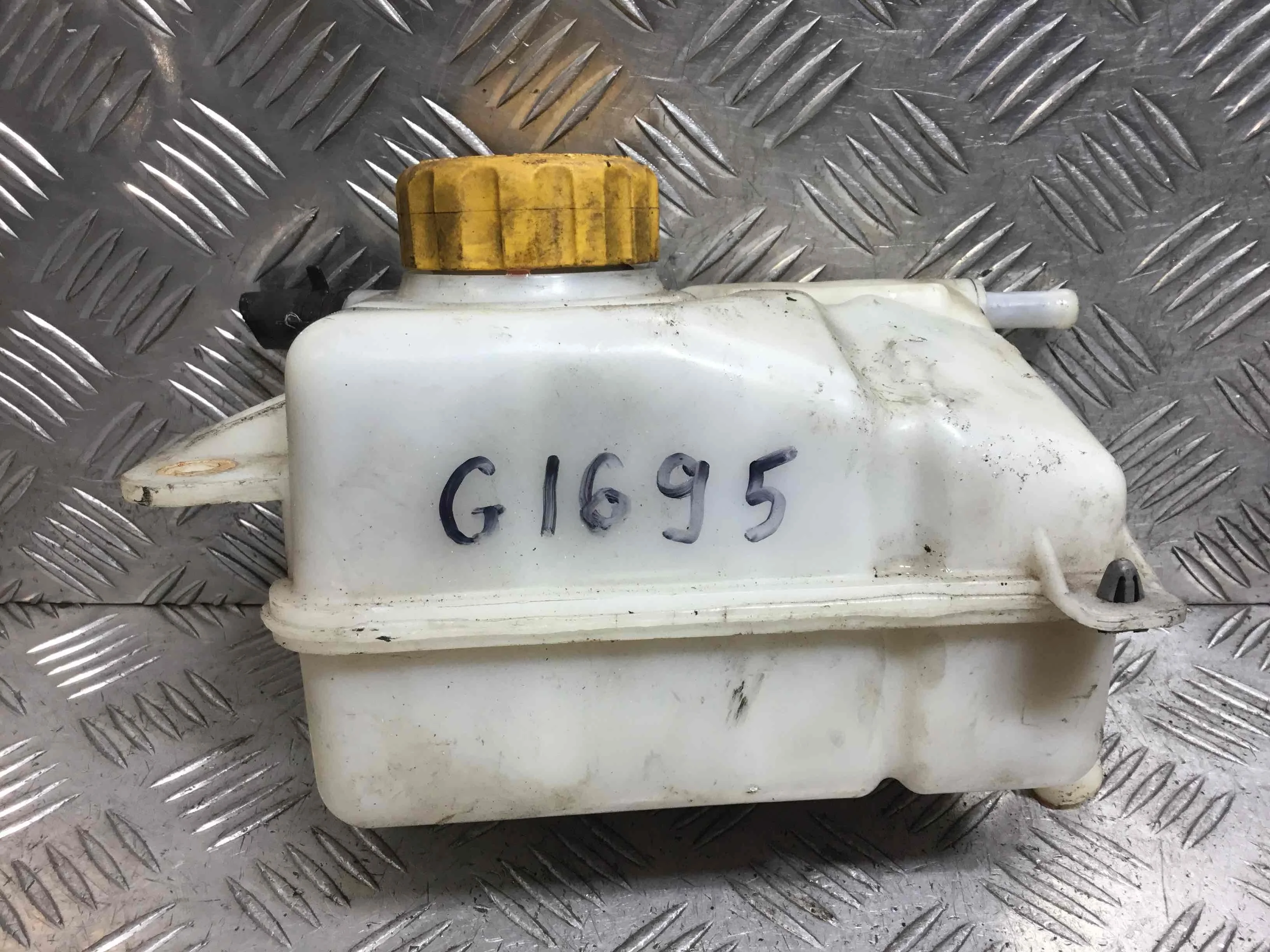 Бачок расширительный Chevrolet Kalos 1 поколение 2003 - 2008 бензин 1.4 i Механика Седан