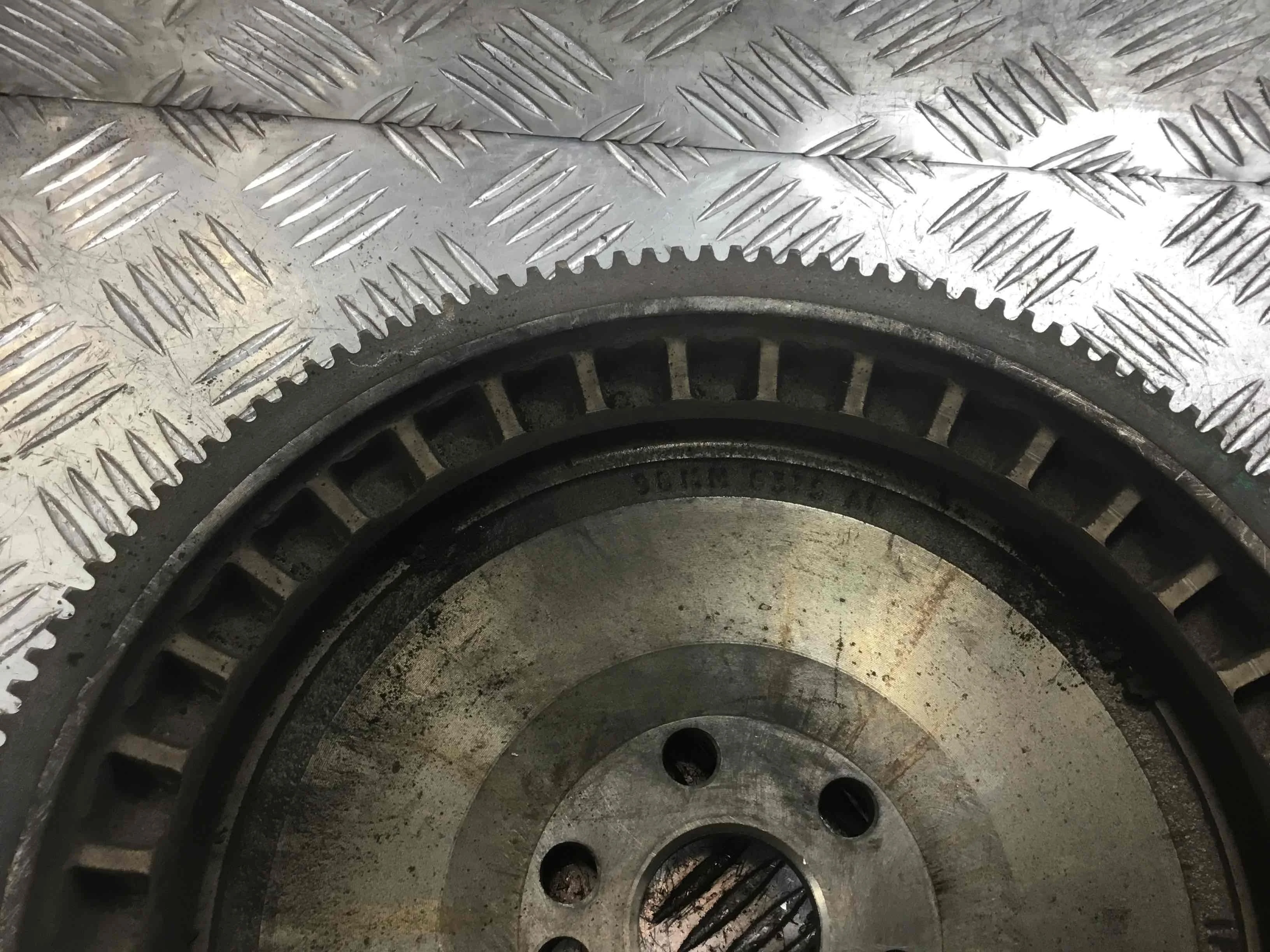 Маховик Ford Focus 1 поколение [рестайлинг] (2001-2005) бензин 1.4 i Механика Х/б