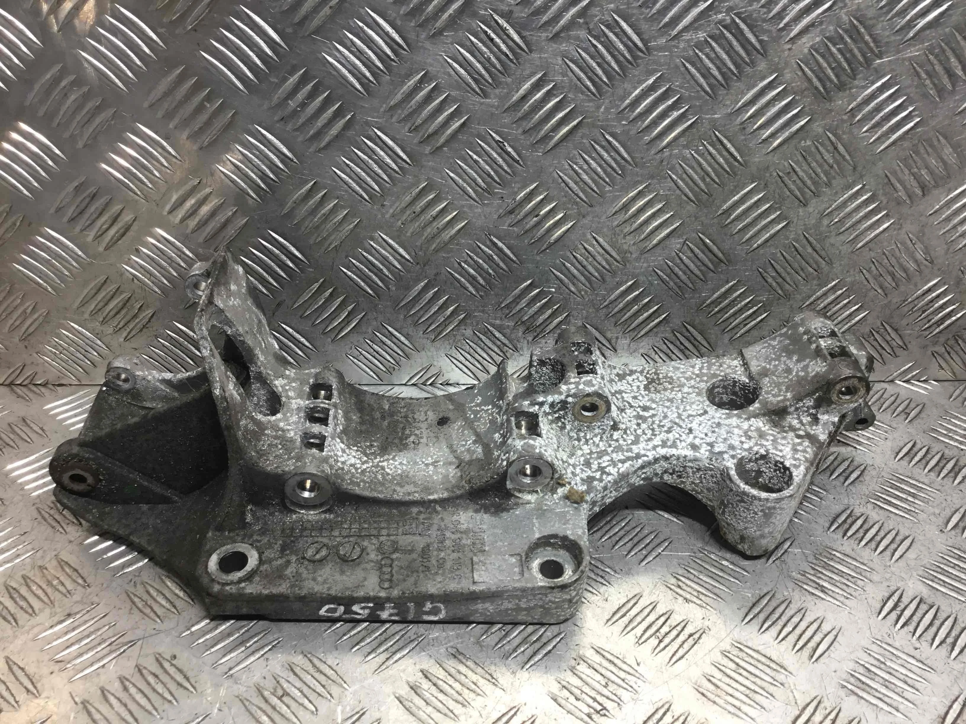 Кронштейн генератора Ford Galaxy 1 поколение [рестайлинг] (2001-2006) дизель 1.9 TDI Механика Минивэн