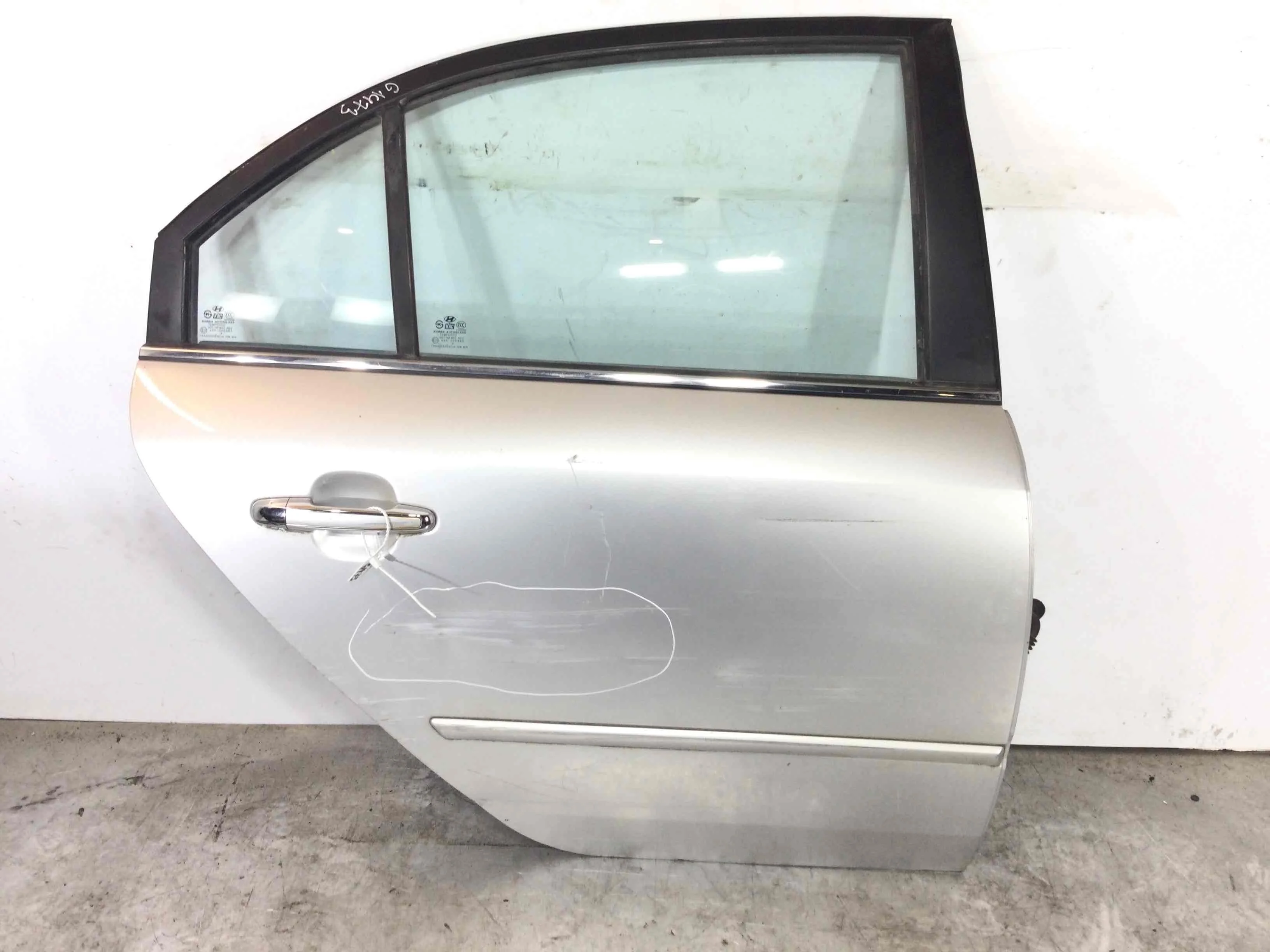 Дверь задняя правая Hyundai Sonata 4 поколение [рестайлинг] (2001-2013) бензин 2.4 i Автомат Седан