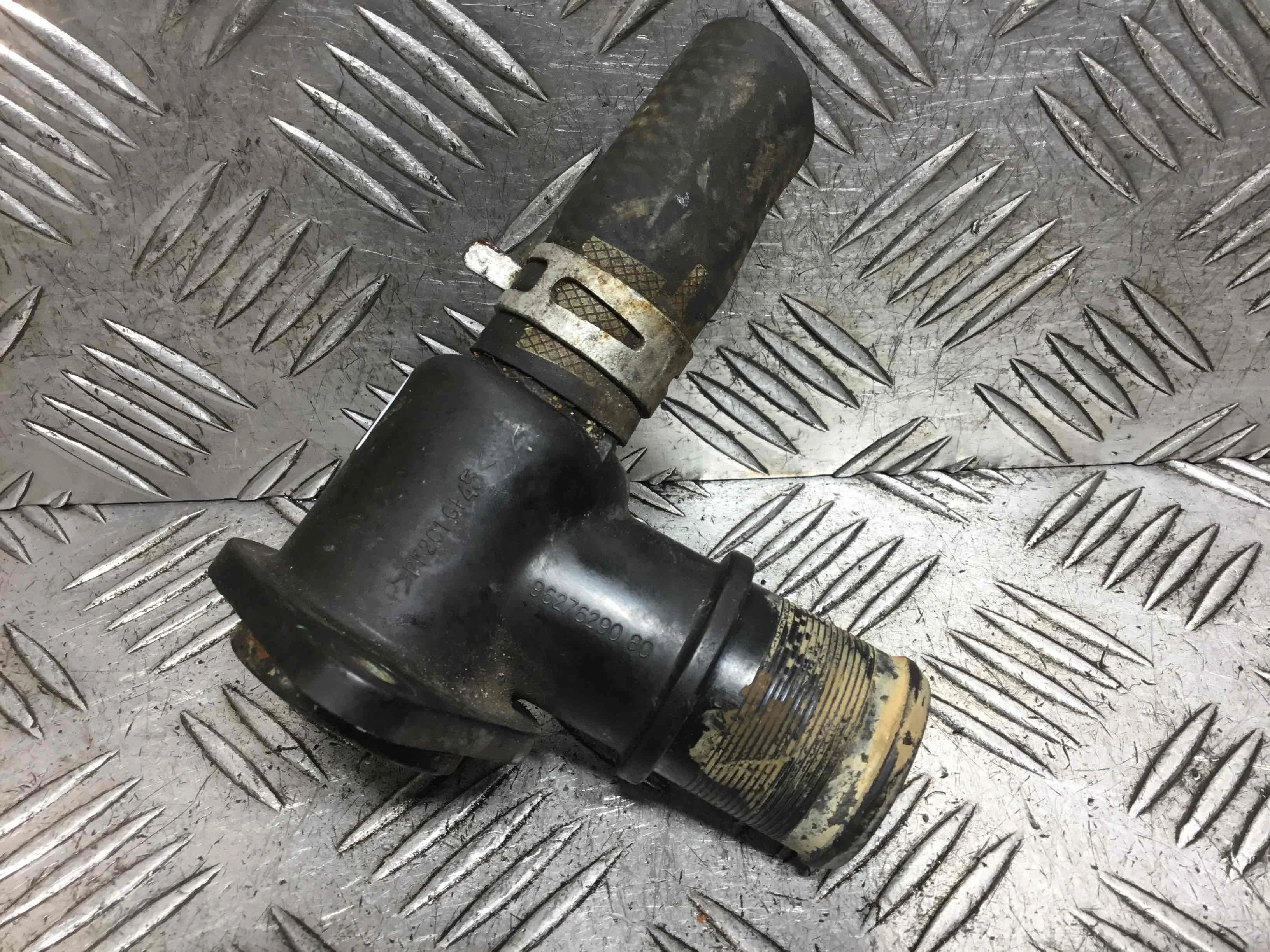 Фланец (тройник) системы охлаждения Citroen Xsara Xsara (N1) 1997 - 2005 бензин 1.6 i Автомат Х/б