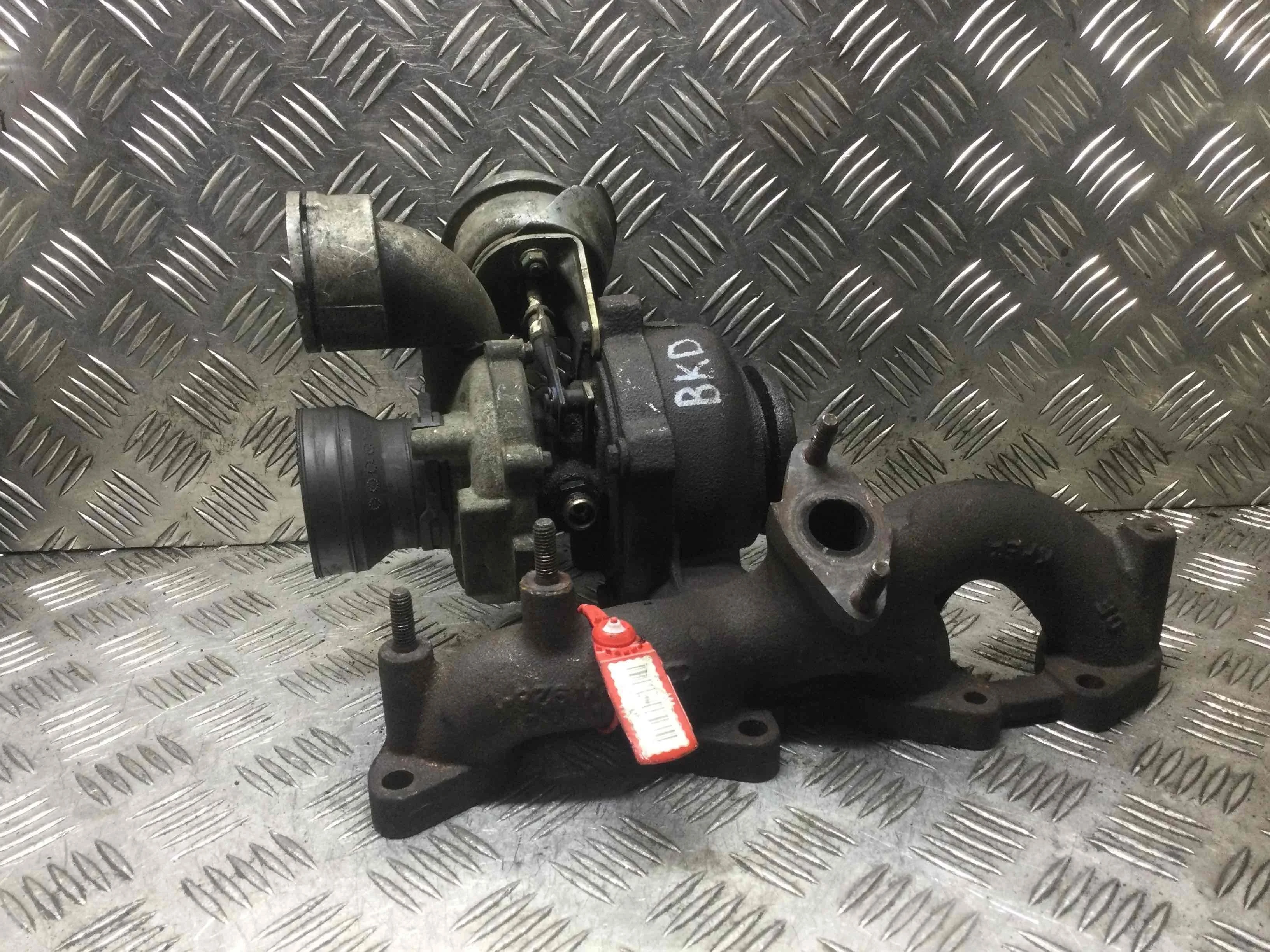 Турбина SEAT Leon 2 поколение (2005-2009) дизель 2.0 TDI Механика Х/б