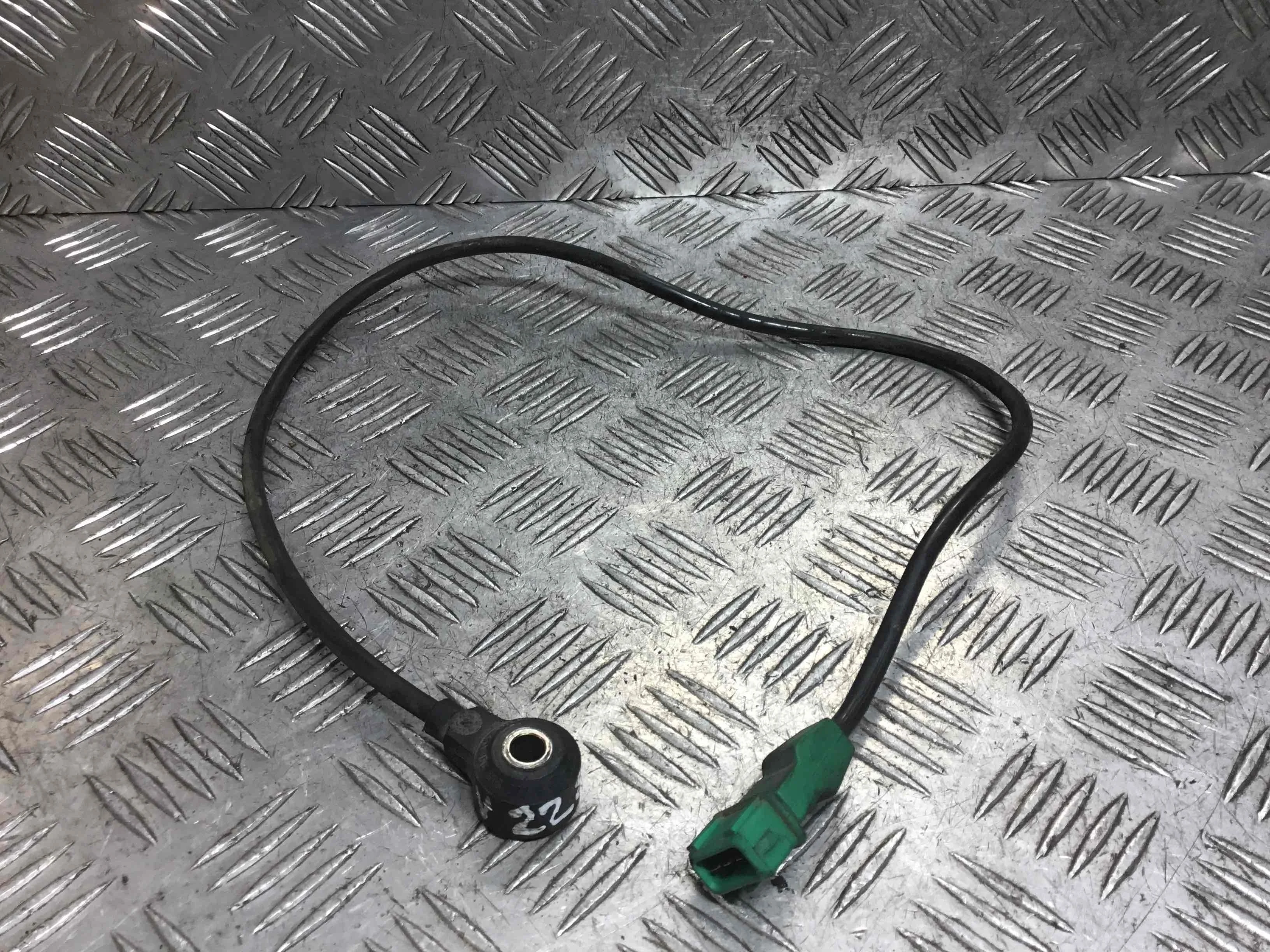 Датчик детонации Audi A4 B5 (1994-1999) бензин 1.6 i Механика Седан