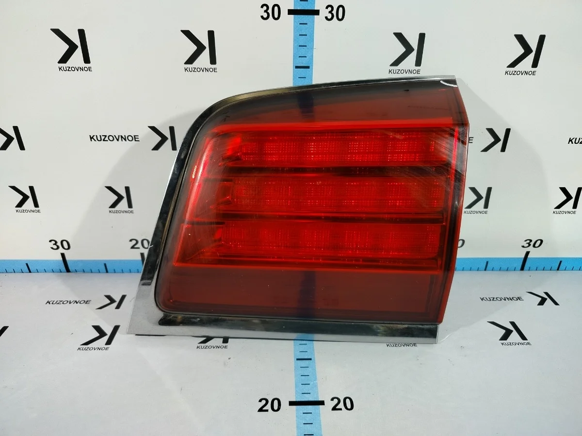 Фонарь (стоп сигнал) Lexus LX570 2007-2015 J200