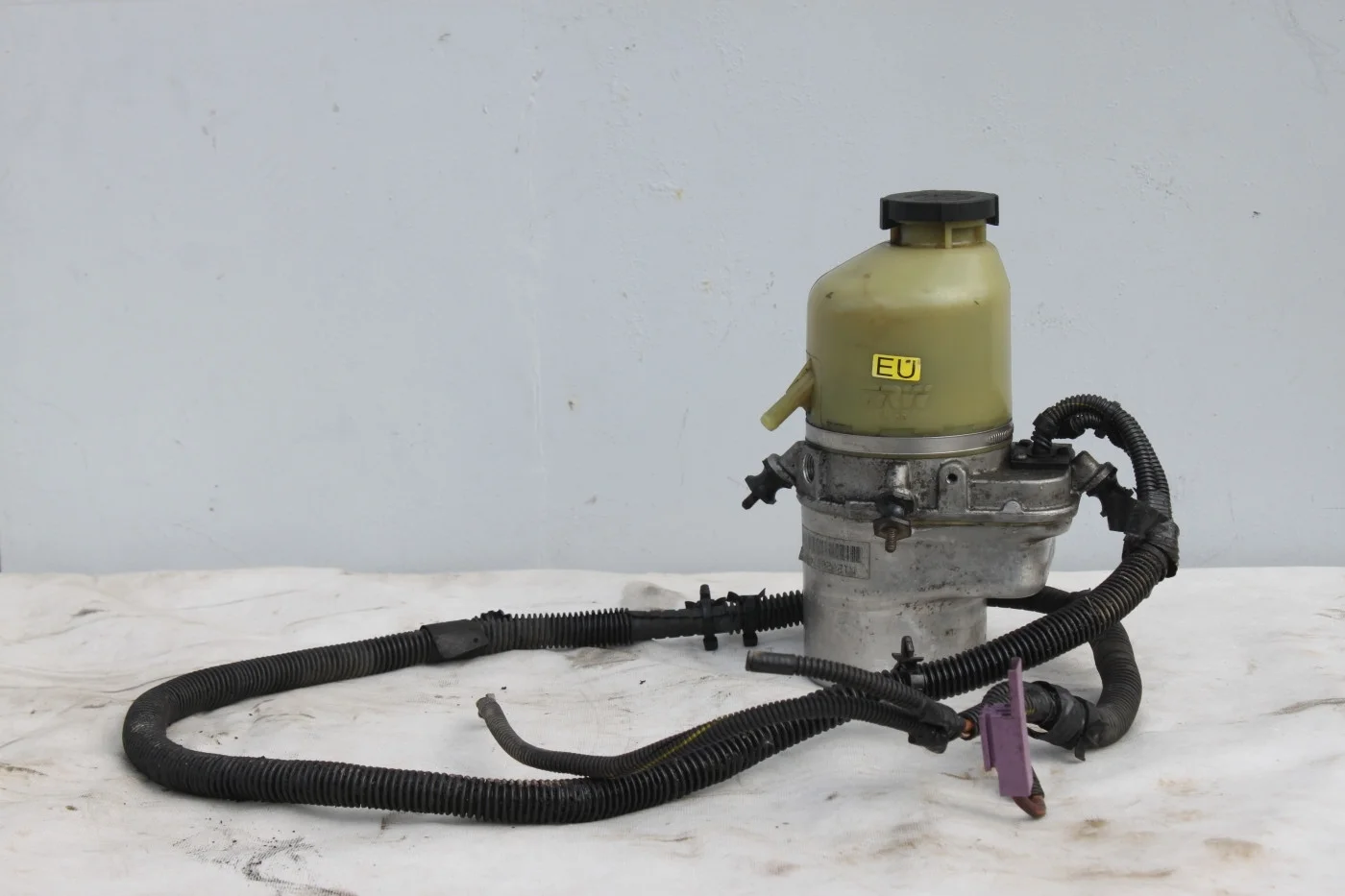 Насос ГУР TRW 2 LHD Opel Astra Zafira