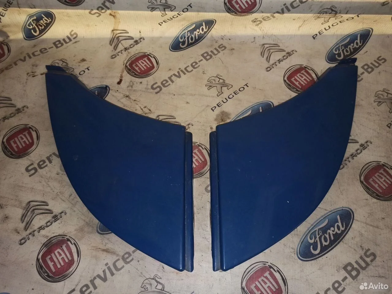 Ресничка,накладка фары верхняя peugeot boxer 2006