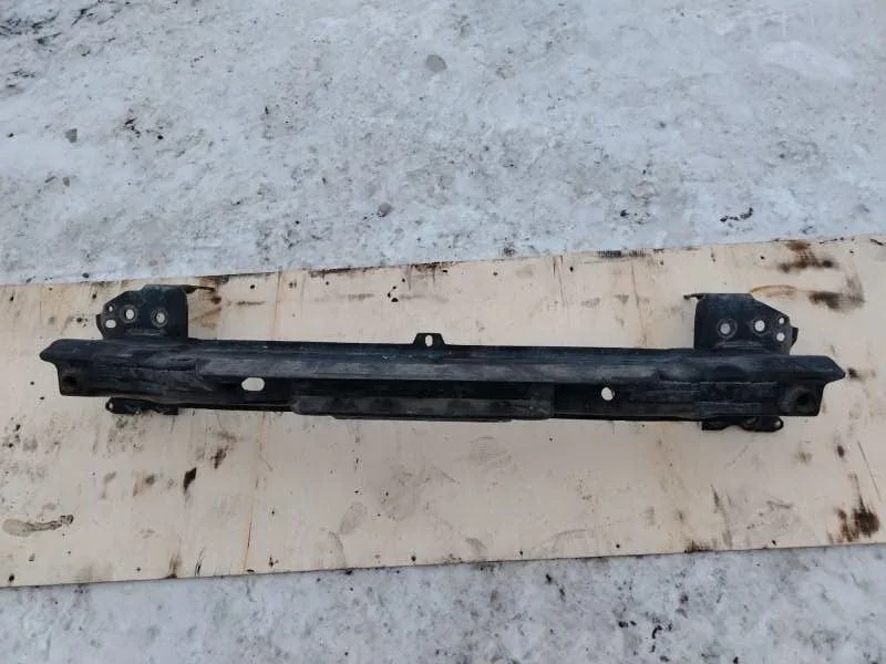 Усилитель бампера Volkswagen Touareg 2004 7L0807109E GP AXQ, передний