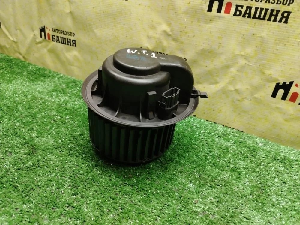 Моторчик печки Volkswagen Touareg 2004 7H0819021 GP AXQ, задний