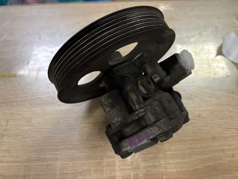 НАСОС ГИДРОУСИЛИТЕЛЯ MITSUBISHI L200 2005- 2005 2006 2007 2008 2009 2010 2011 2012 2013 2014 2015 4450A173 KB4T 4D56U