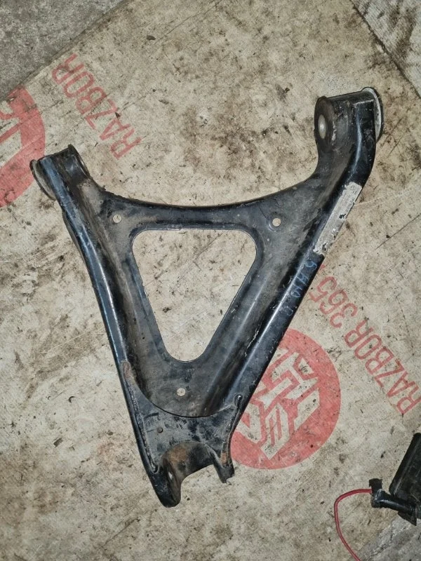 Рычаг подвески нижний Porsche Cayenne 2013 958