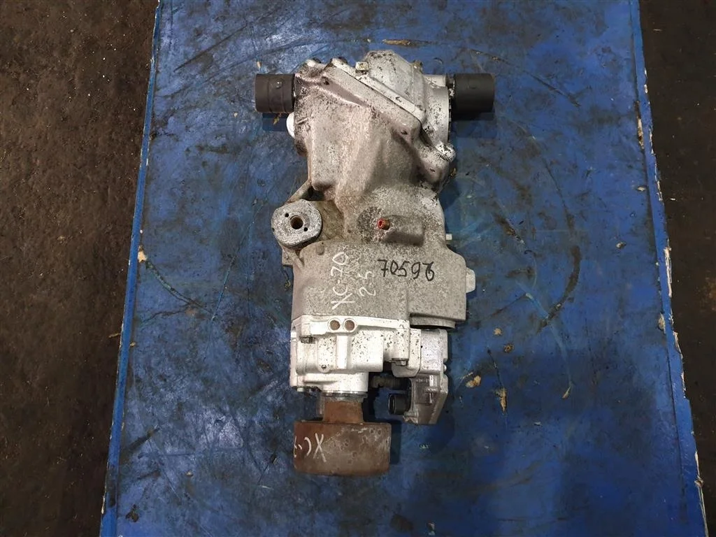 Редуктор заднего моста Volvo XC70 S60 S80 8603681