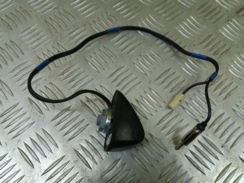 Антенна Lexus Rx 300 (2003-2008) 2003 V300919E ВНЕДОРОЖНИК 3.0 I 1MZFE