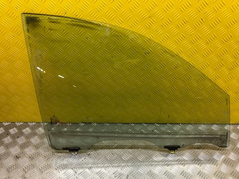 Стекло двери передней правой Mitsubishi L200 (2006-2015) 2011 5706A426 ПИКАП 2.5 D 4D56