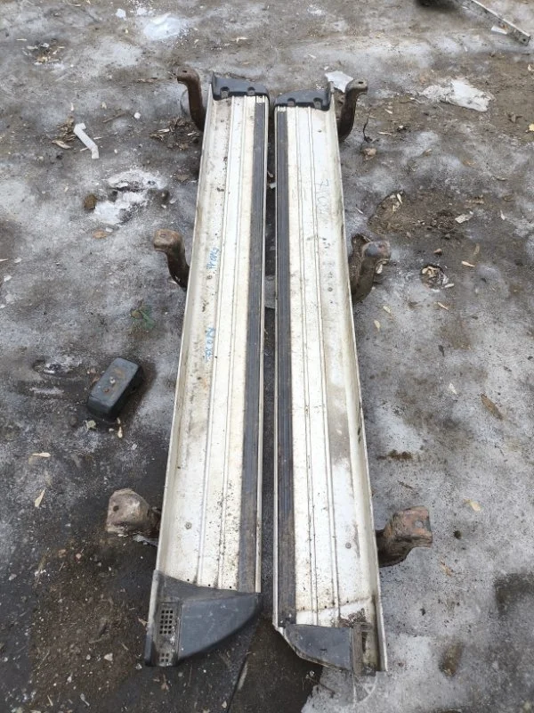 Подножка Mitsubishi L200 (2006-2015) 2006 MN146127 ПИКАП 2.5 D 4D56