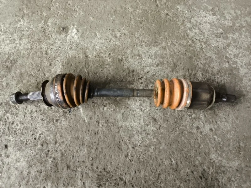 Полуось передняя левая (приводной вал, ШРУС) Nissan Pathfinder (R51M) 2004-2013 2010 39100EB300 2.5 D YD25DDTI