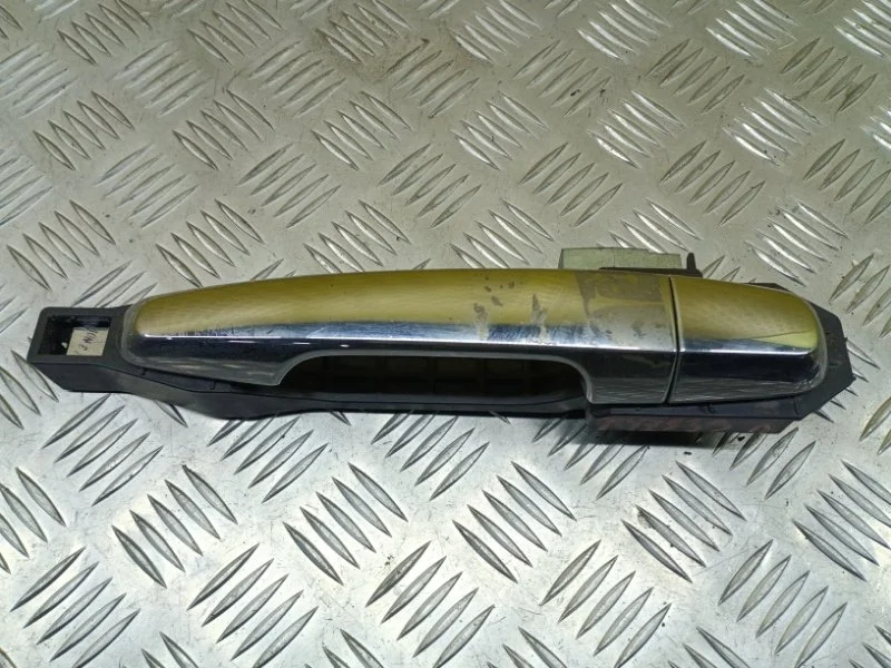 Ручка двери наружная передняя левая Mitsubishi L200 (2006-2015) 2009 5716A032 ПИКАП 2.5 D 4D56