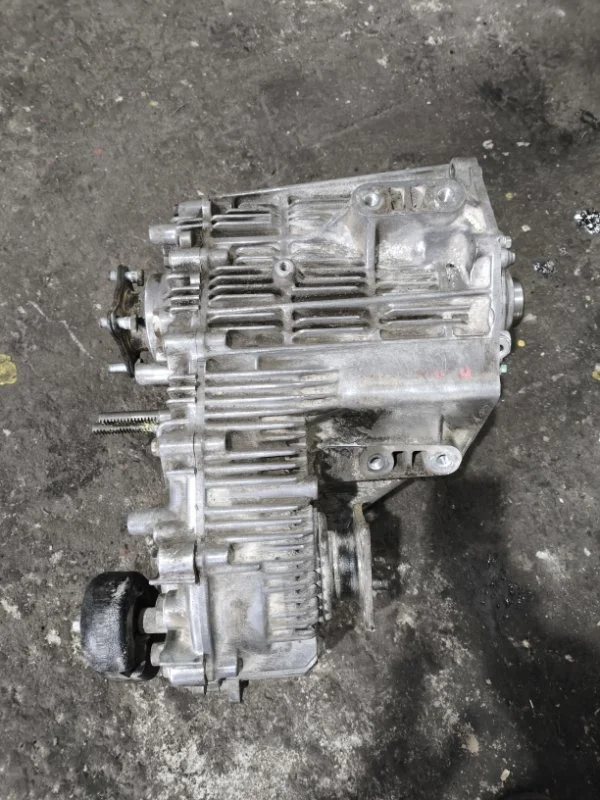 Раздаточная коробка Toyota Land Cruiser Prado 150 (2009-2023) 2020 361006D401 ВНЕДОРОЖНИК 4.0 I 1GRFE